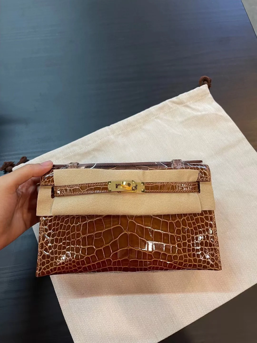 Hermes Kelly Mini 1st Generation Honey Brown Gold Buckle