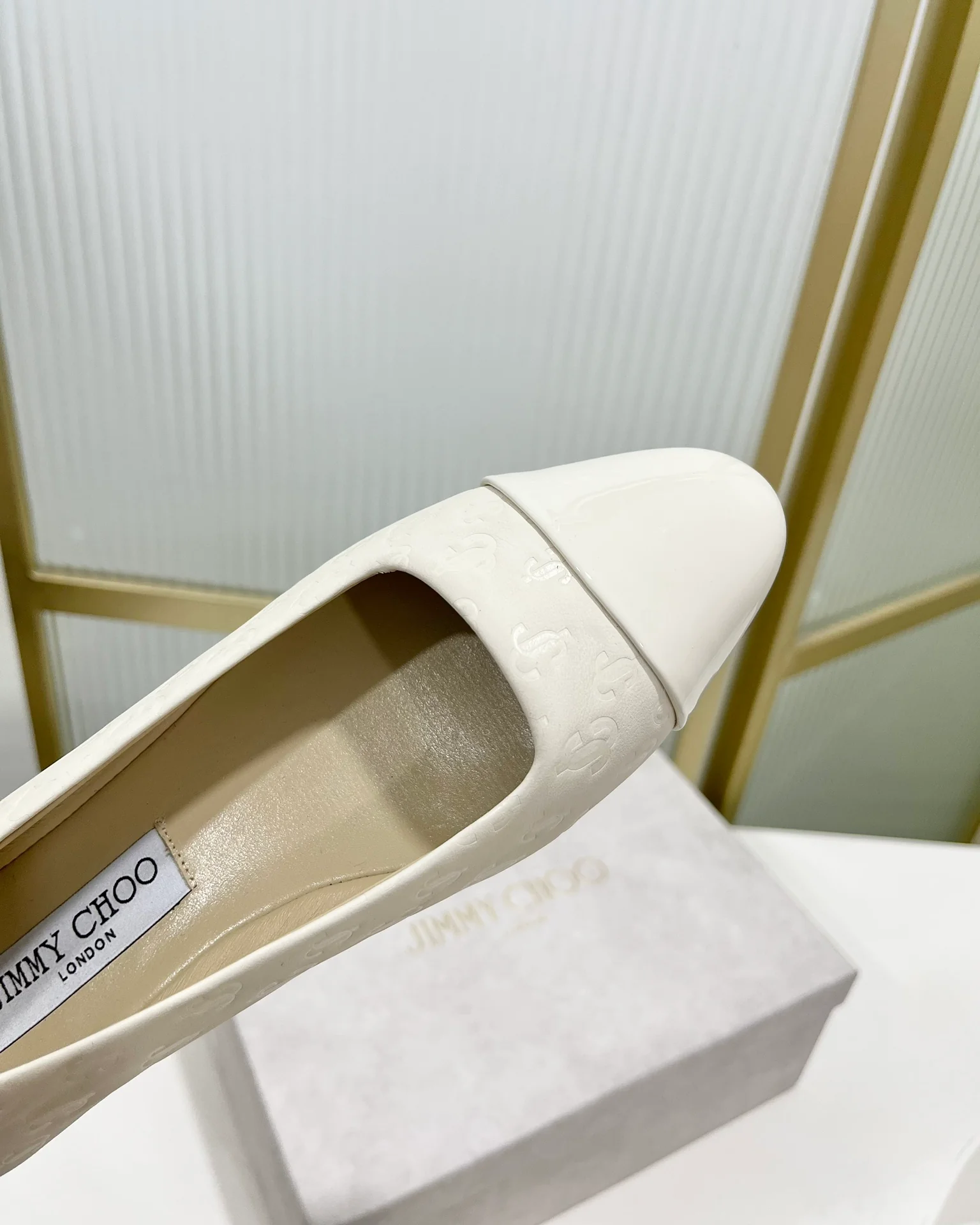 Jimmy - Новинка 2023 года - Рельефные балетки - Белые