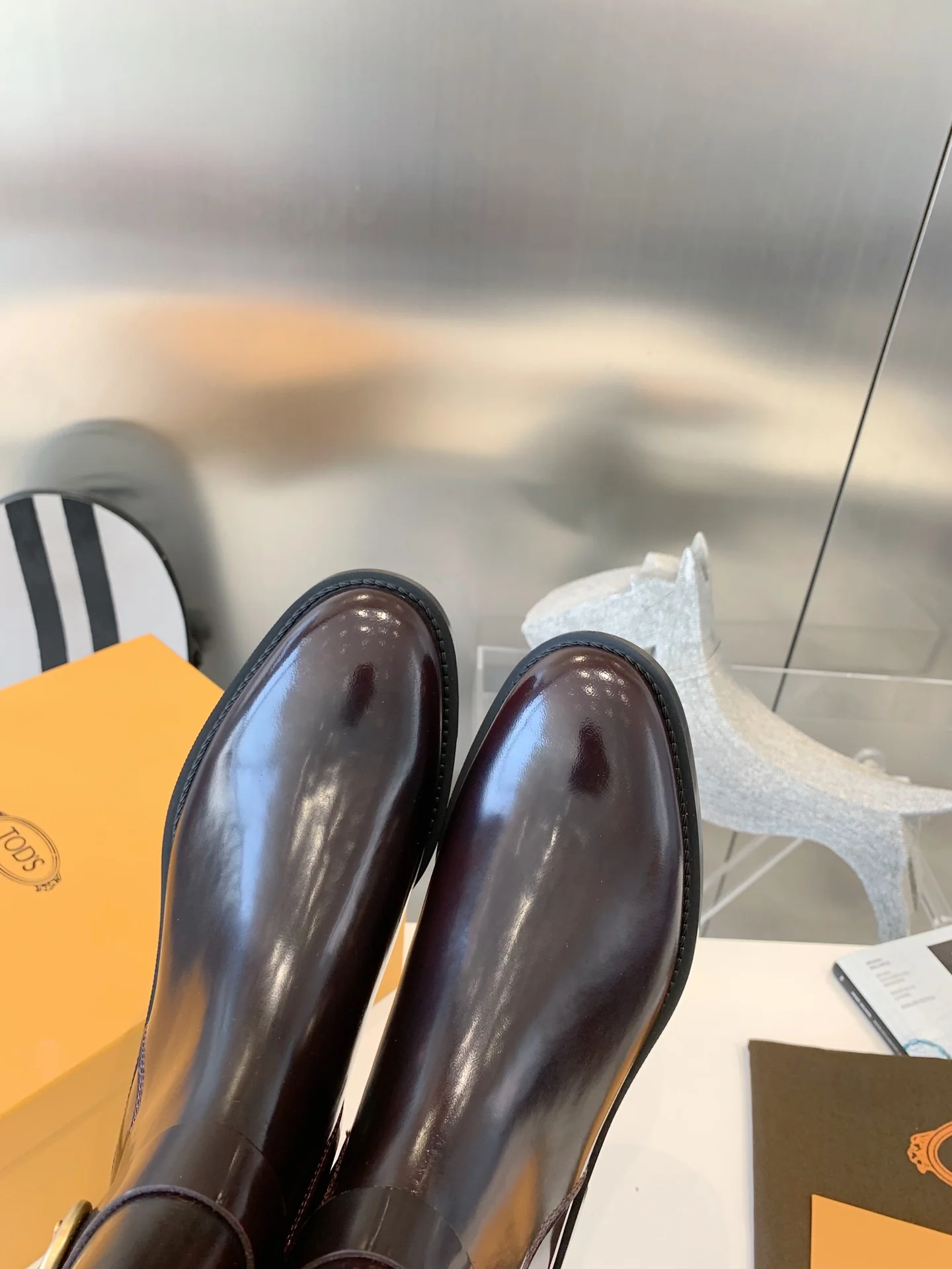 Ботинки челси Tods с головой льва - коричневые