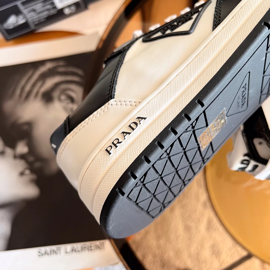 Обувь Prada - Prada - Новинки Весна/Лето 2022 - повседневная обувь