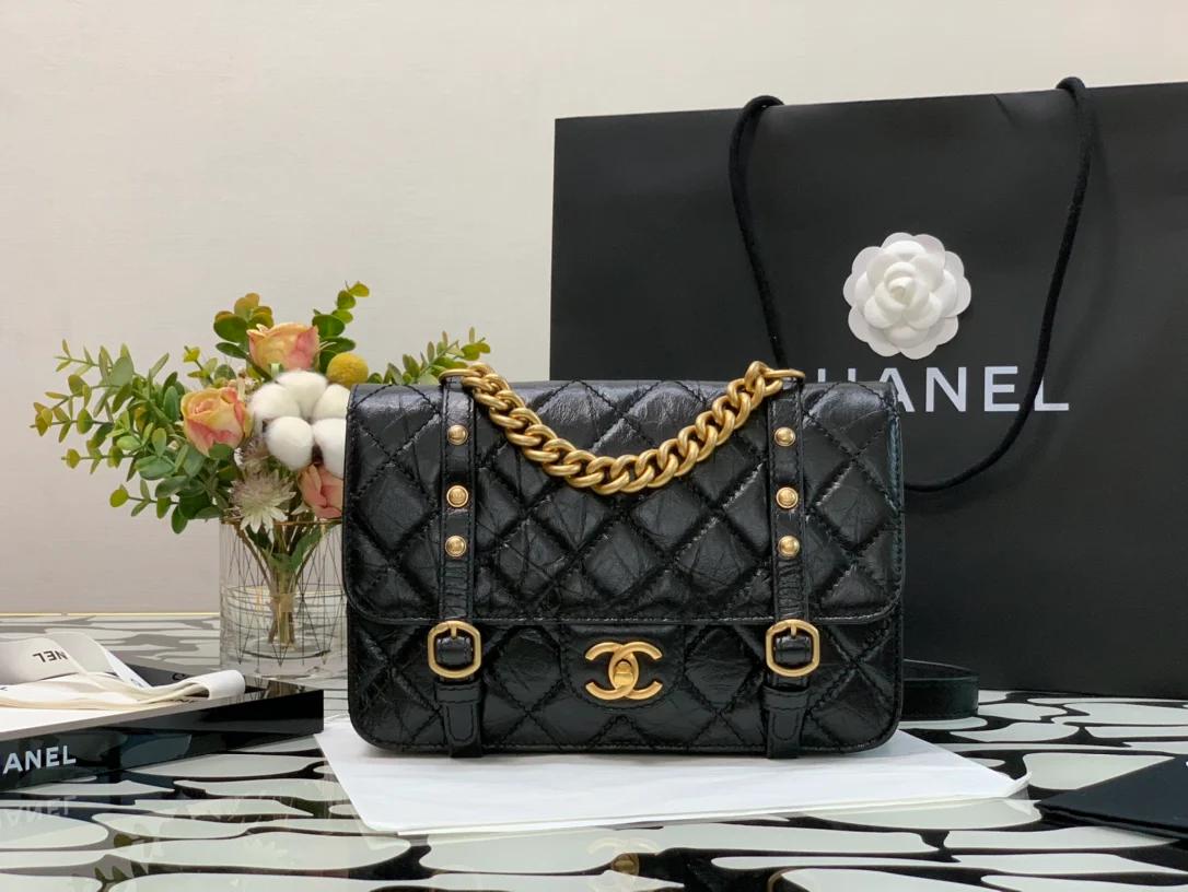 Коллекция Chanel осень/зима - Новая сумка с клапаном - Сумка-мессенджер