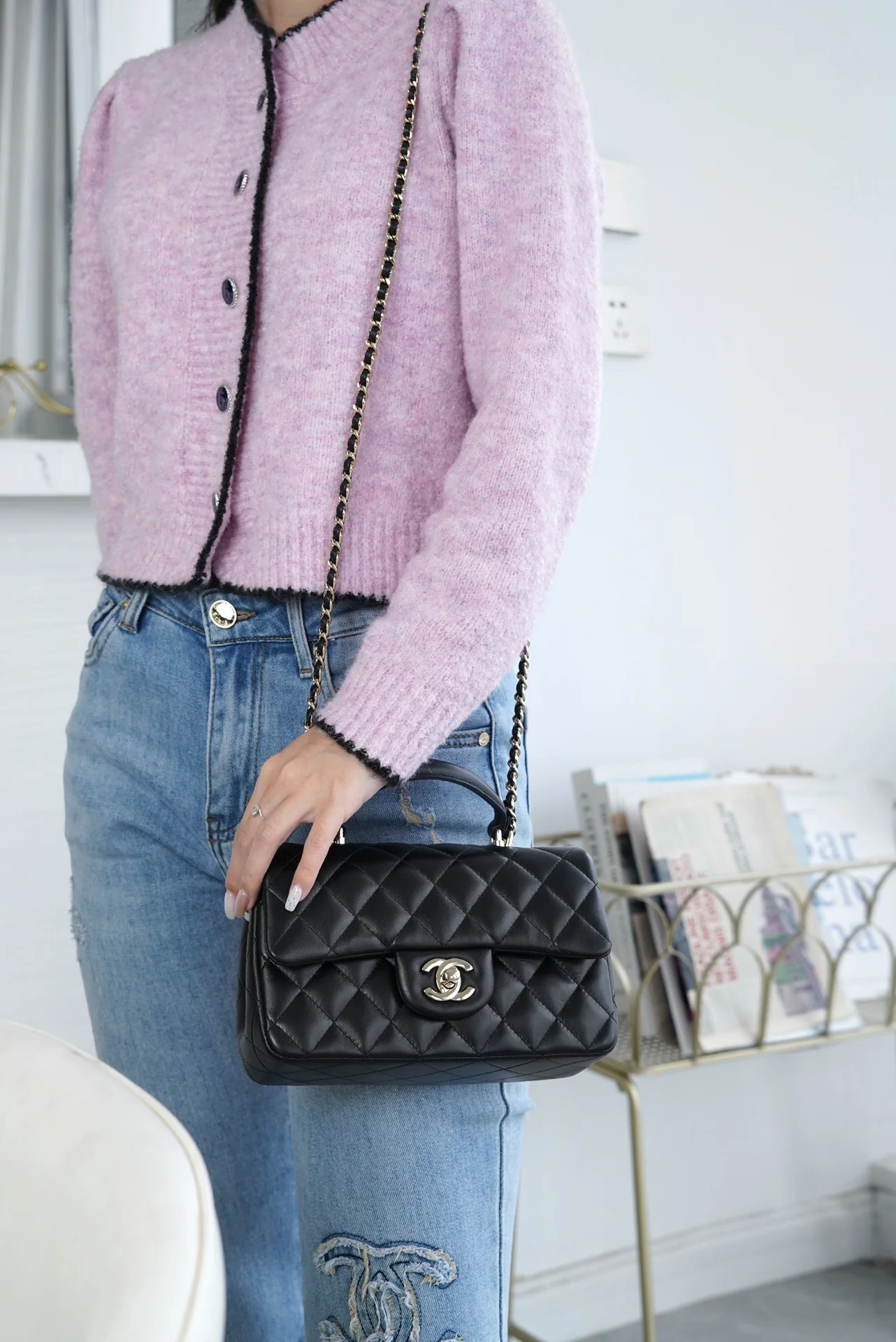 Мини-сумочка Chanel Mini CF, сумка на цепочке через плечо, черная.