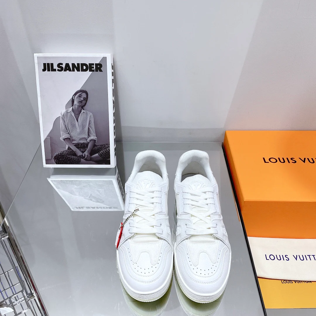 Обувь LV - кроссовки LV, стиль - парная модель - повседневная обувь