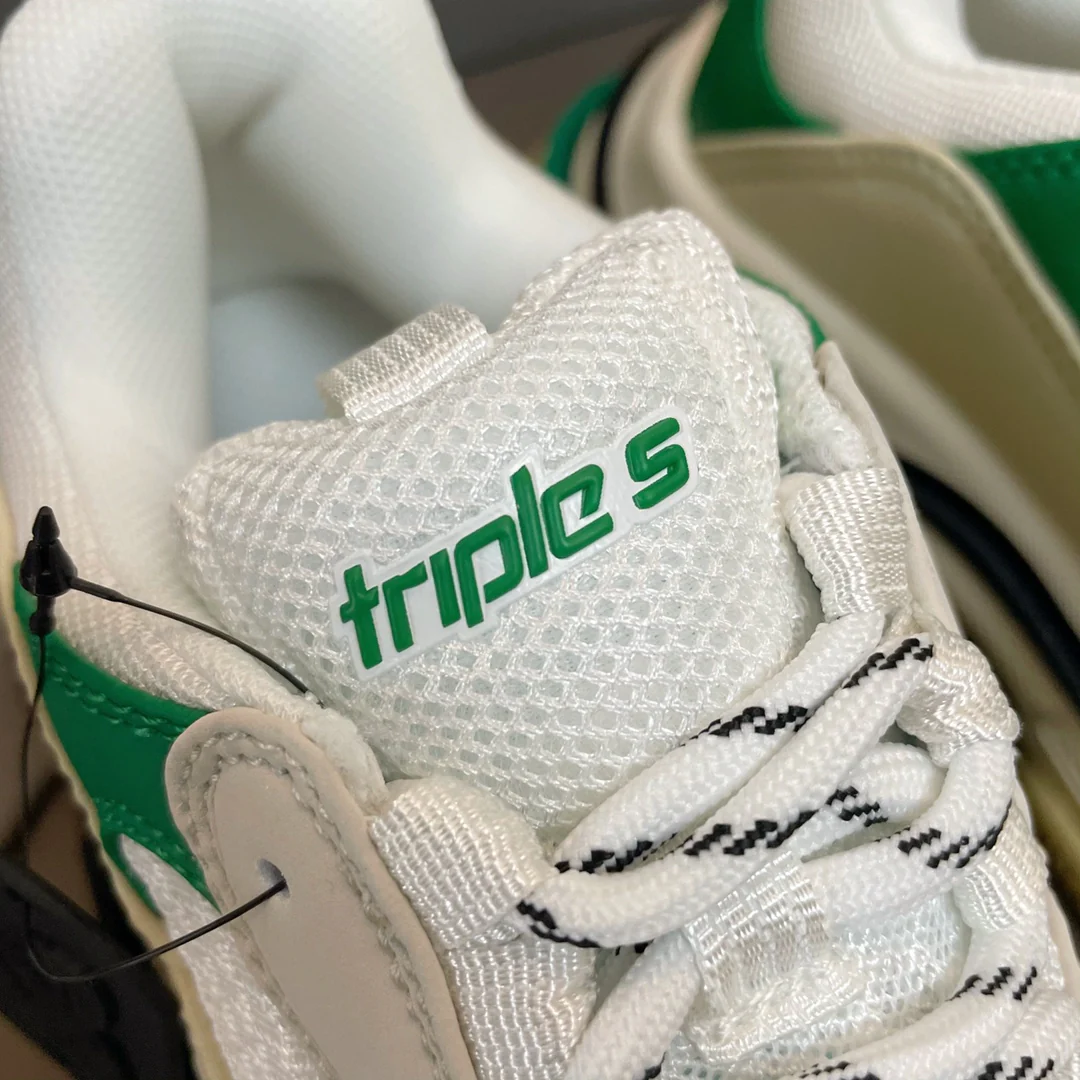 Кроссовки Balenciaga Triples на платформе, массивные спортивные кроссовки, бело-зеленые.