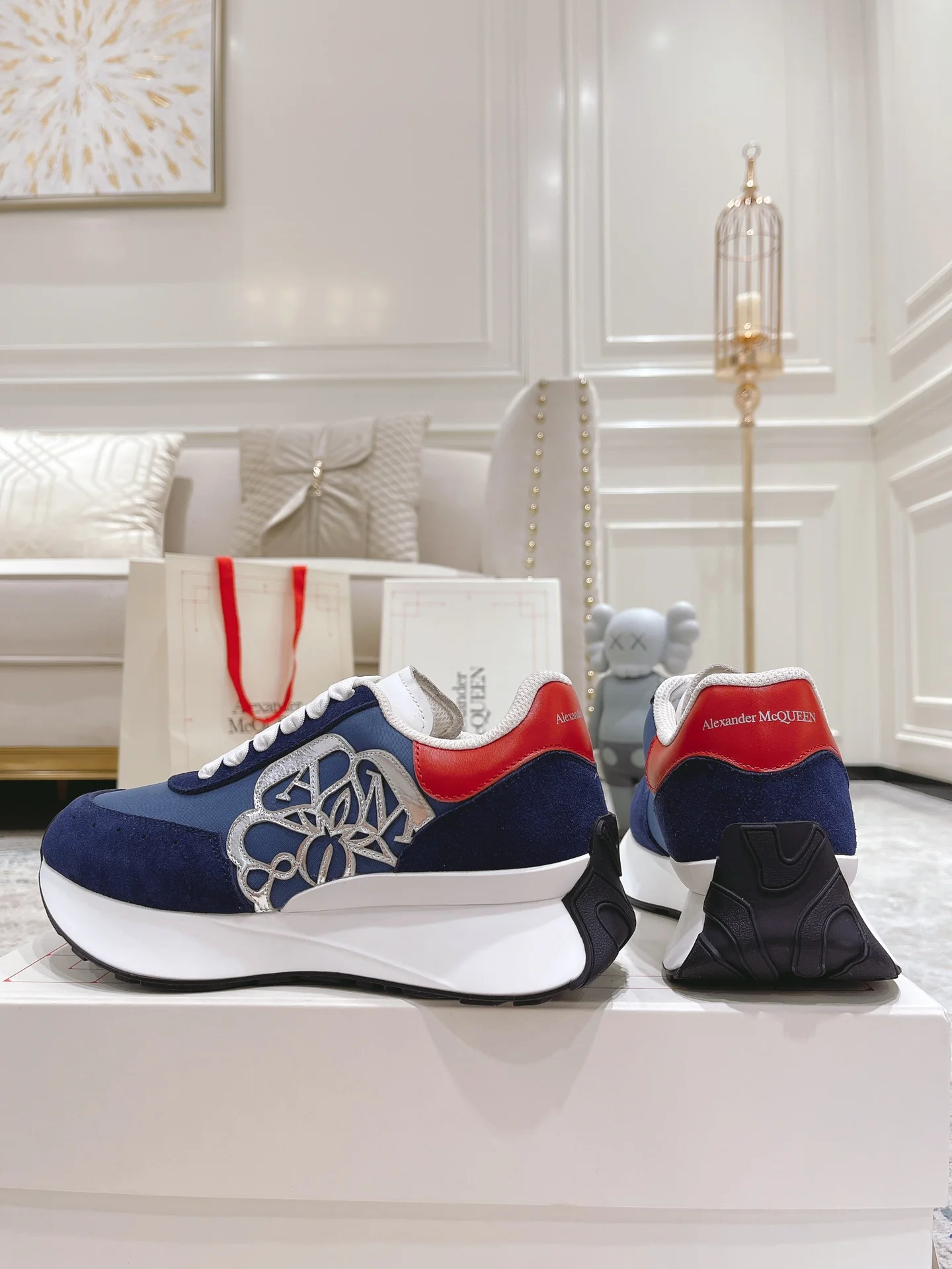 Новейшие белые кроссовки на платформе McQueen 2022 года с надписью - унисекс