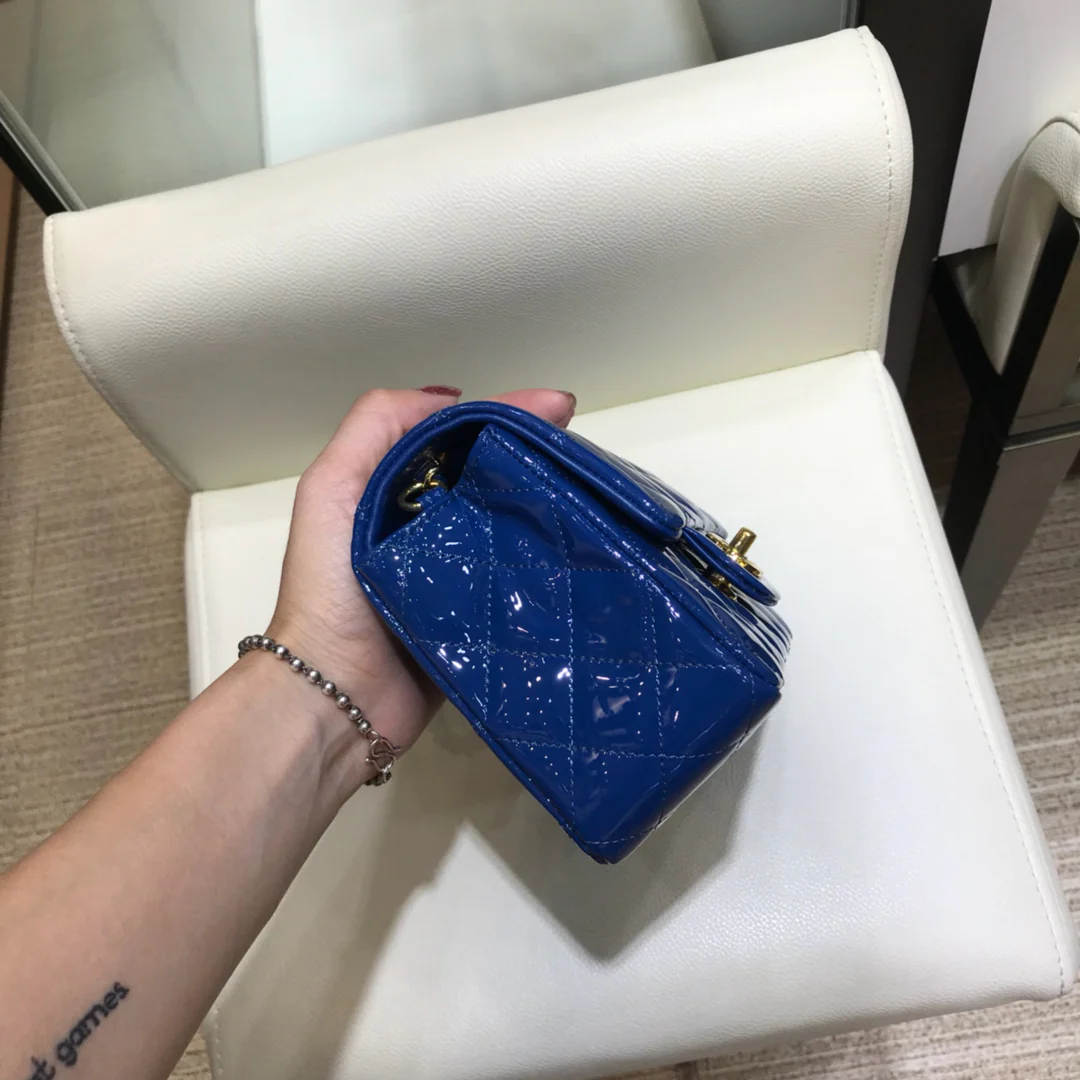 Сумка Chanel CF - лакированная кожа - золотая цепочка - 20 см - 1