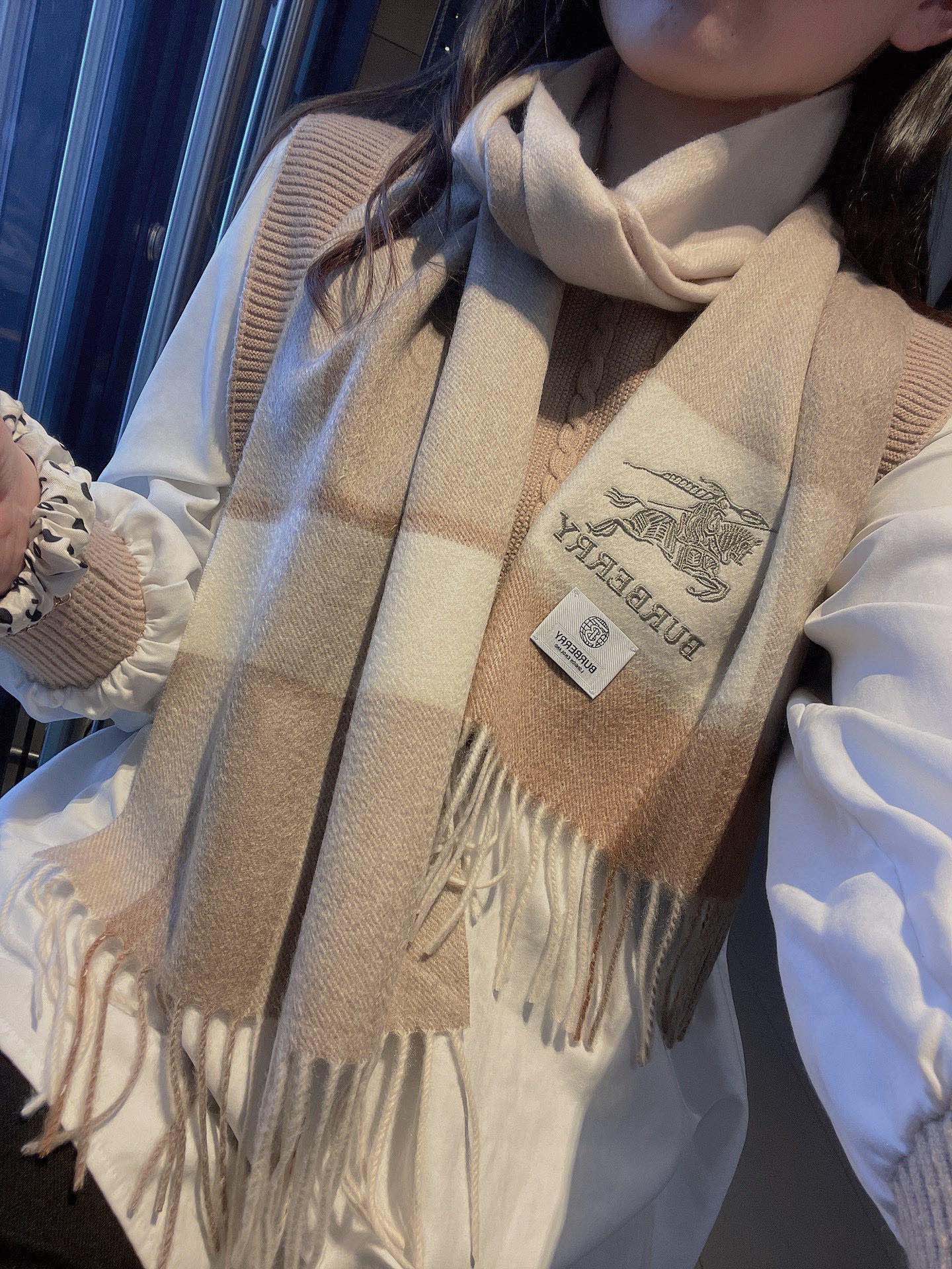 Классический шарф Burberry с кисточками - Размер 30 - 180 см - 100 г - Высококачественный чистый кашемир - Абрикосовый цвет