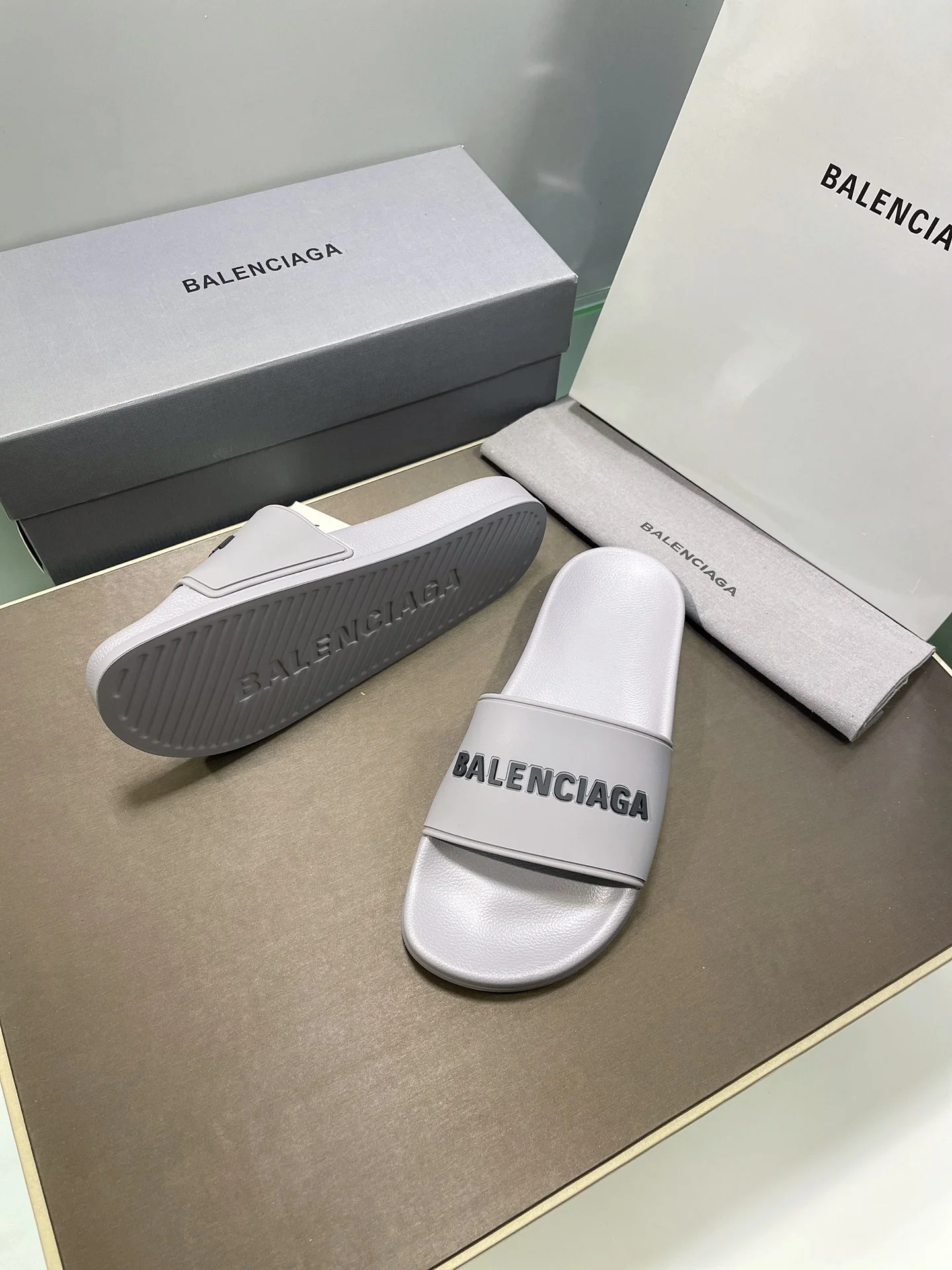 Balenciaga - Новая модель 2022 года - Тапочки с эффектом памяти и улучшенной упругостью - 9