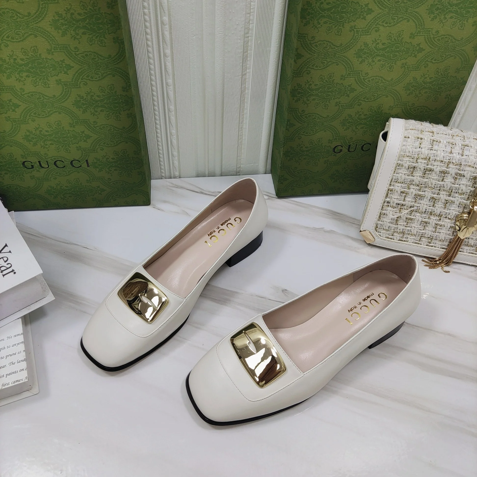 Туфли Gucci в стиле ретро с квадратным носком и низким каблуком - 1