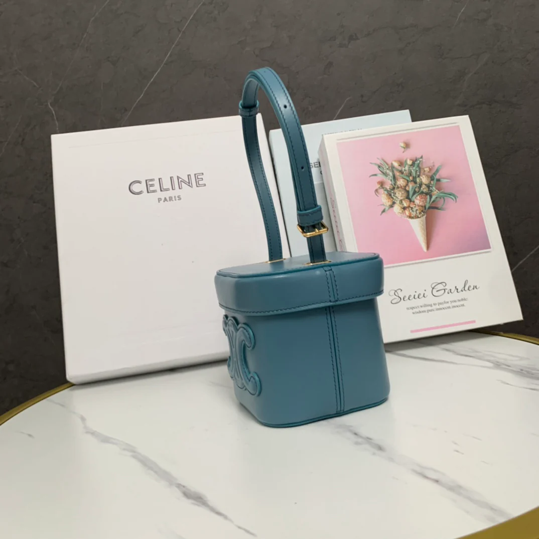 Сумка Celine Boxtriomphe - синяя