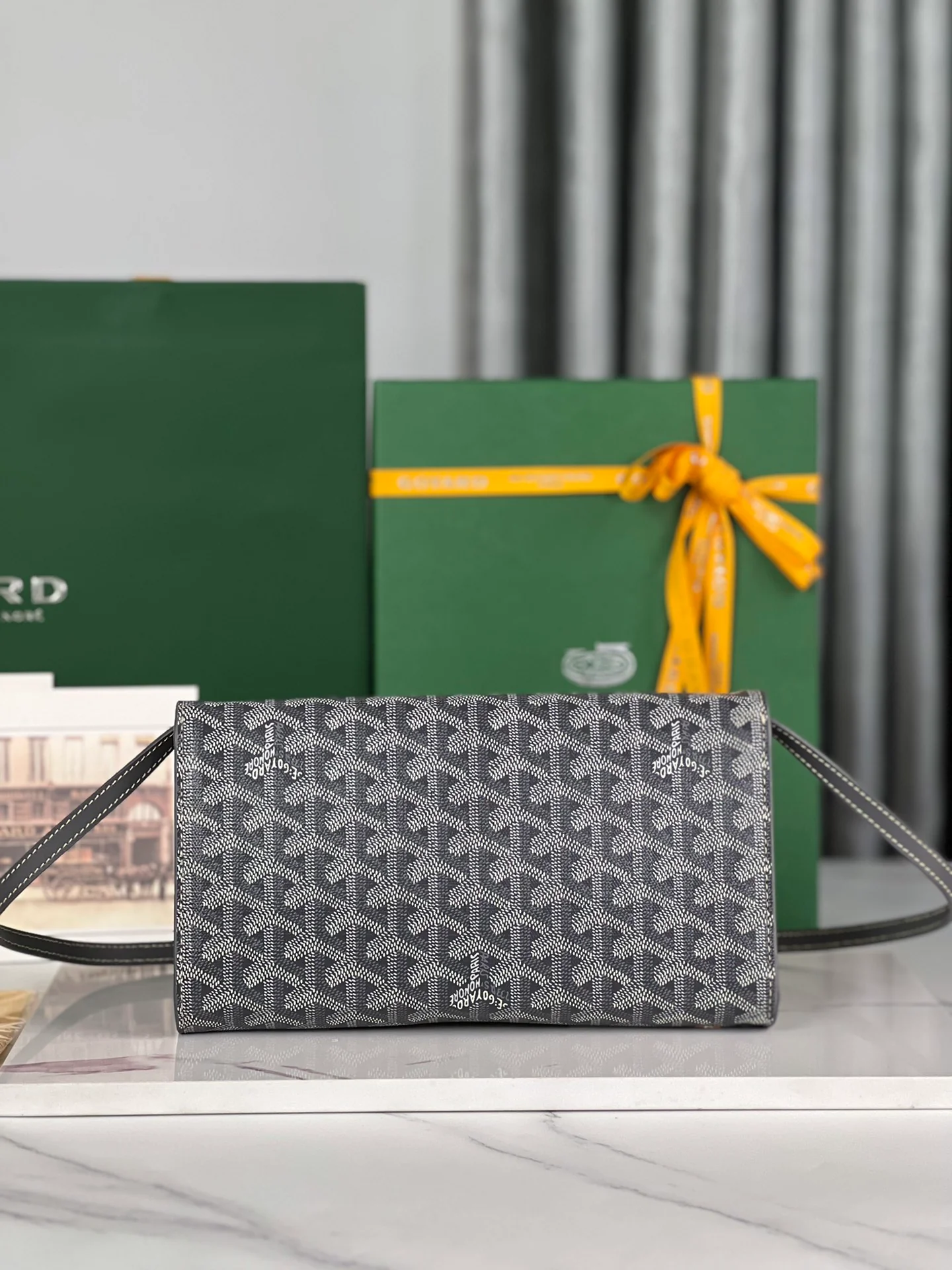 Клатч Goyard Monte Carlo, маленький, серый.