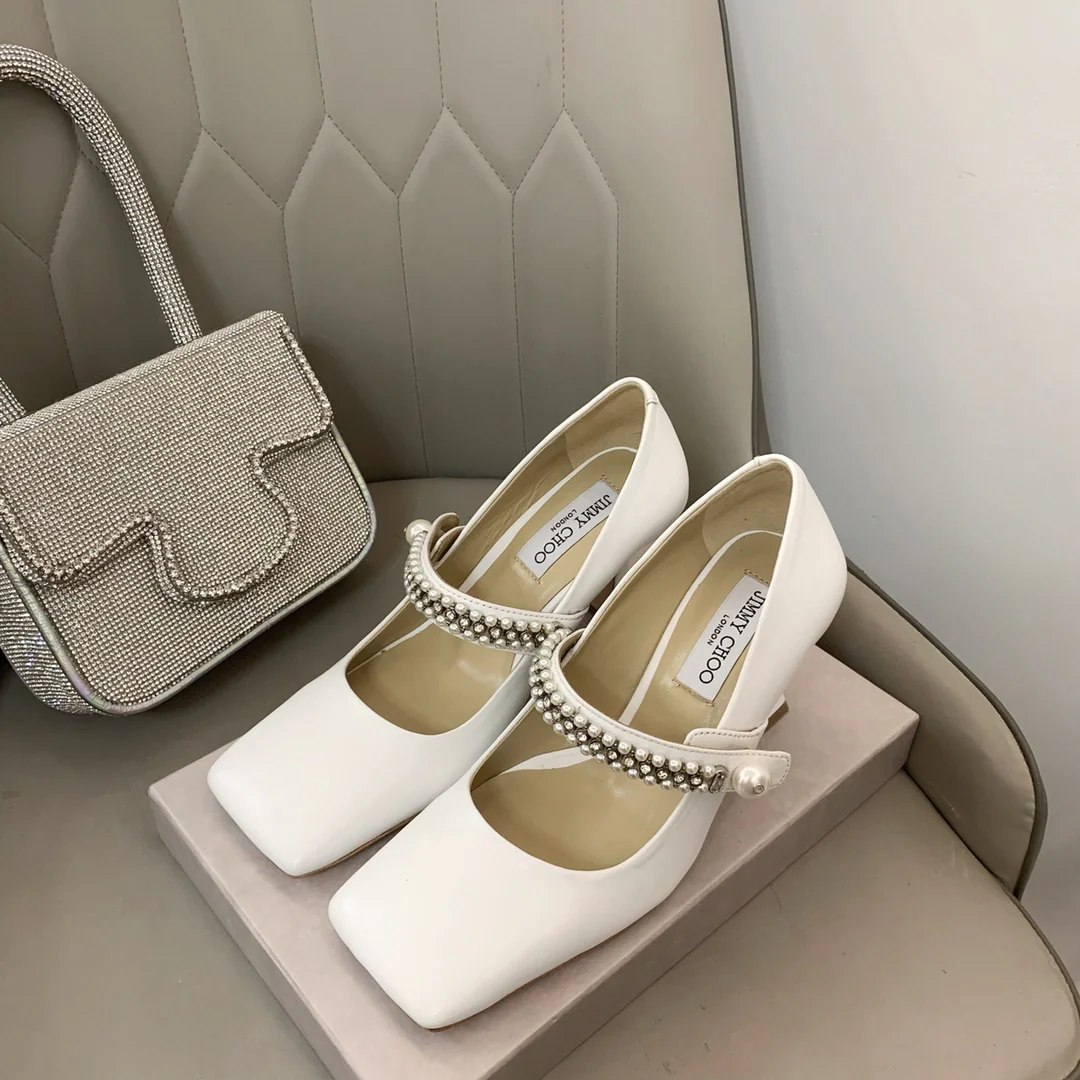 Туфли на высоком каблуке Jimmy с квадратным носком и пряжкой из жемчужной цепочки - 1