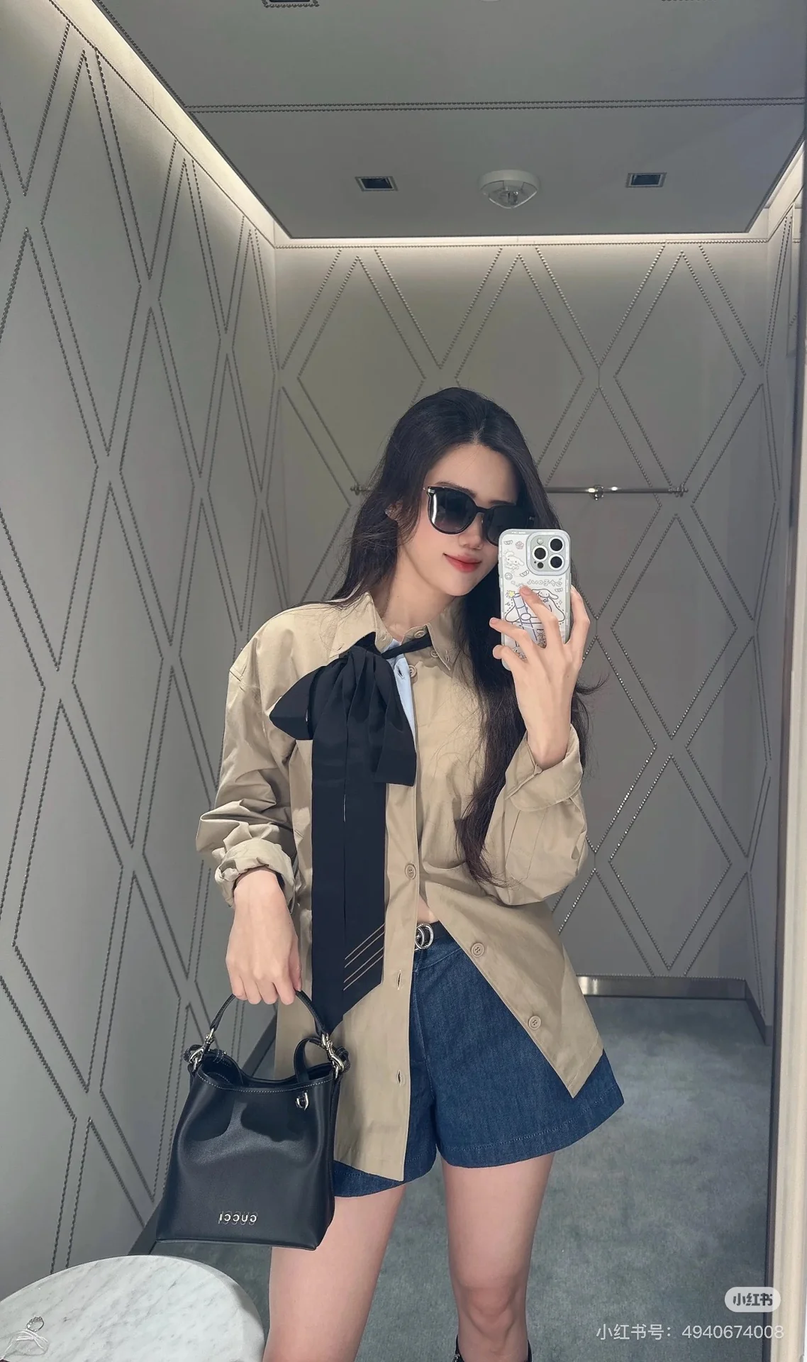 Мини-сумка-ведро Gucci 2025 из гладкой кожи - черная