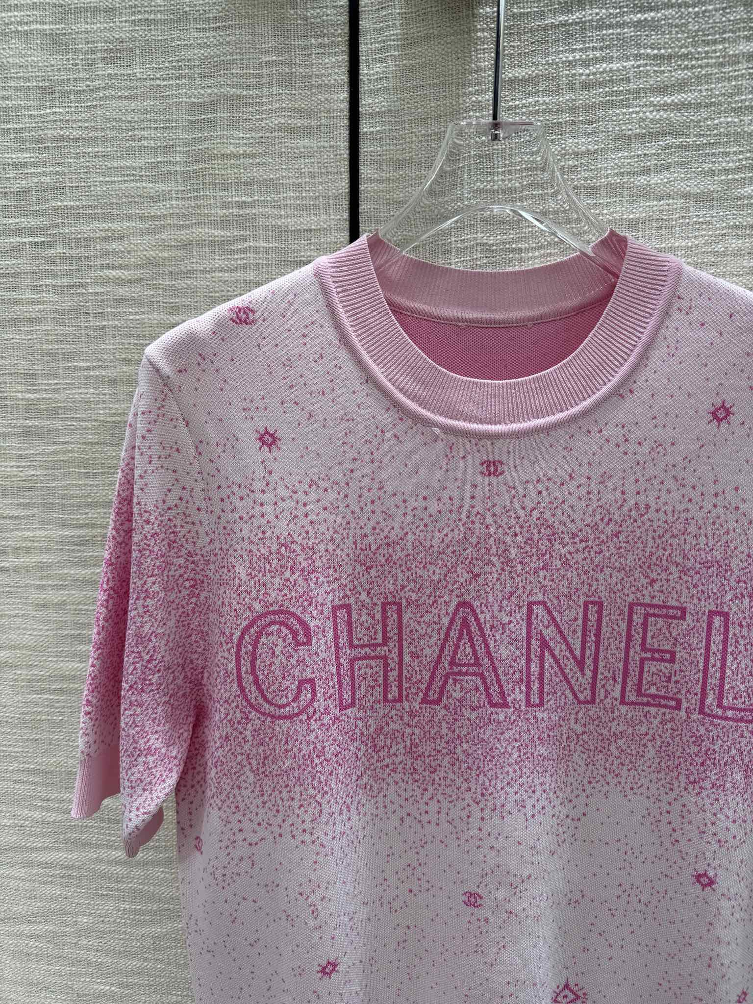 Chanel - 2403 - Градиентный трикотаж с коротким рукавом