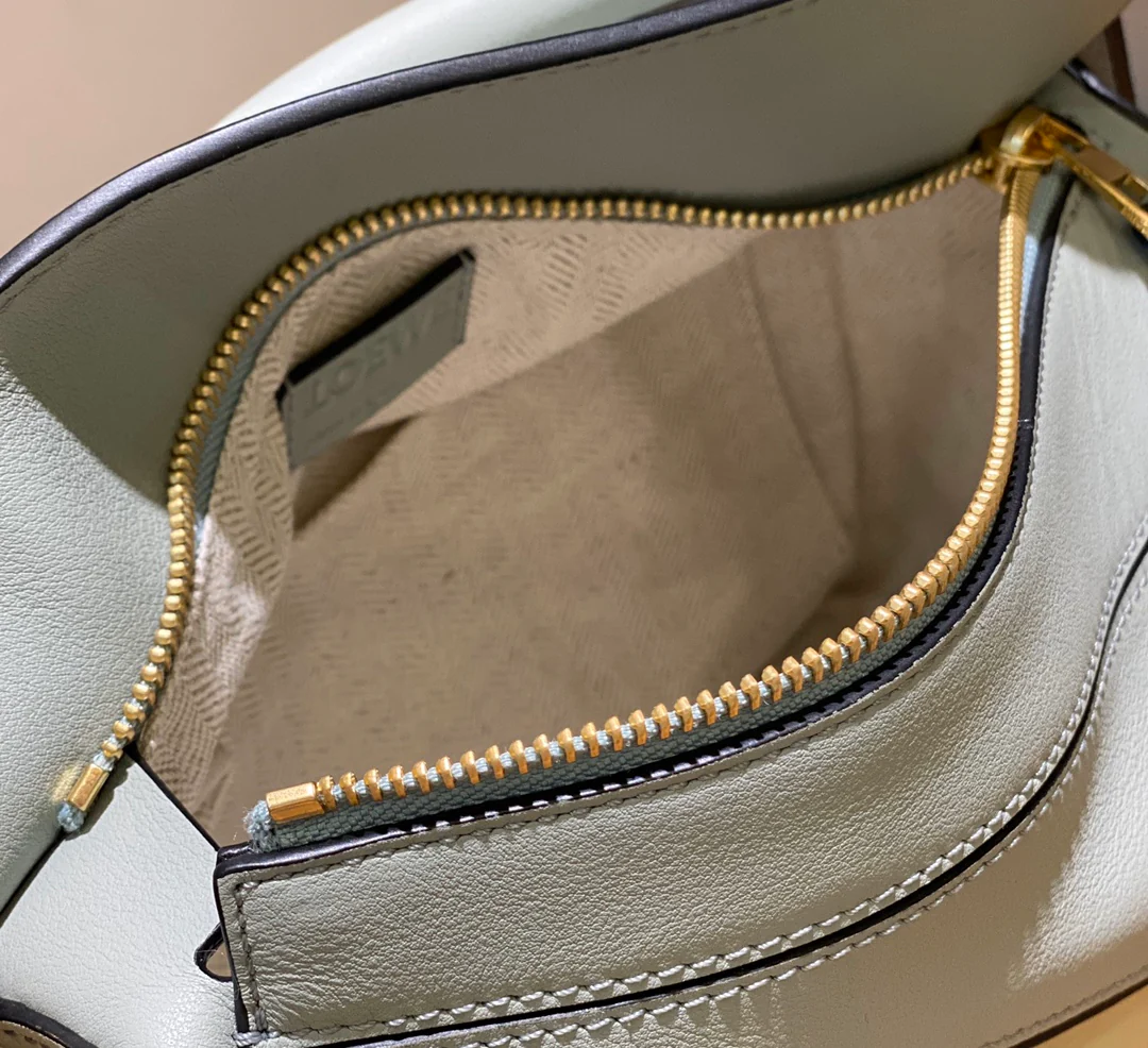 Сумка Loewe Puzzle из телячьей кожи - 5