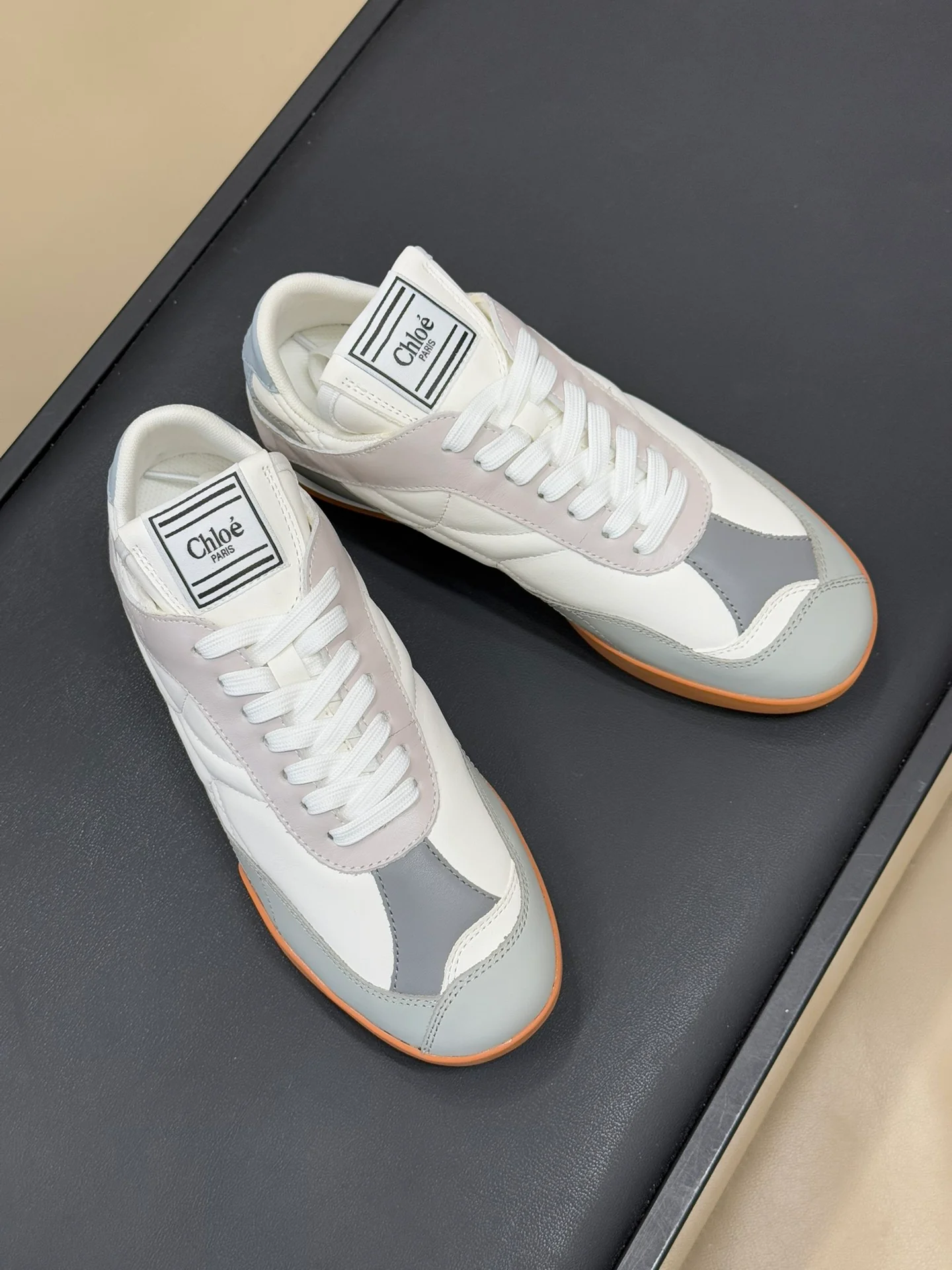 Повседневные туфли Chloe 2024 - серые