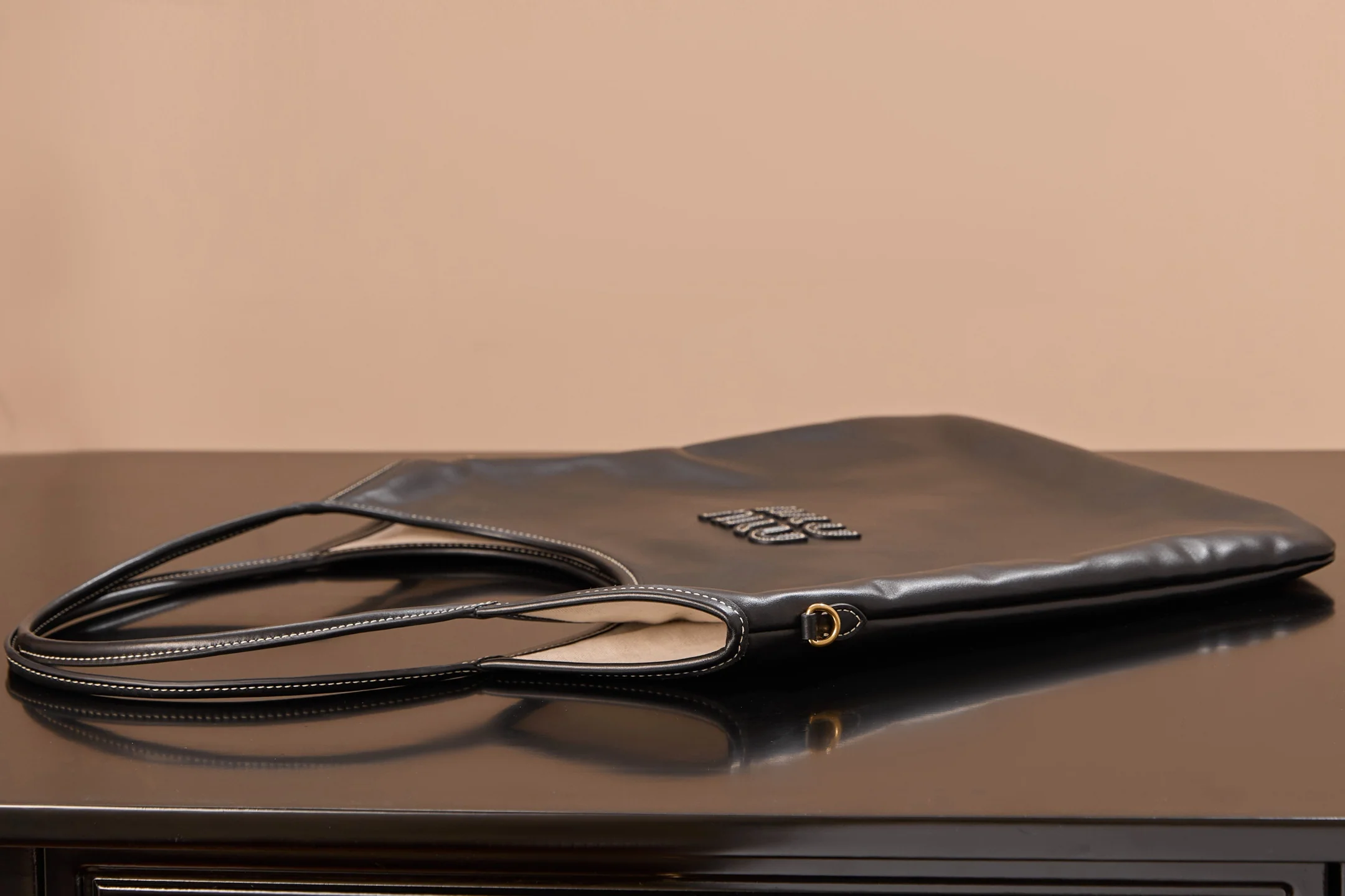 Сумка-тоут Miu Miu-5bq231m980-??? Большая, черная кожа