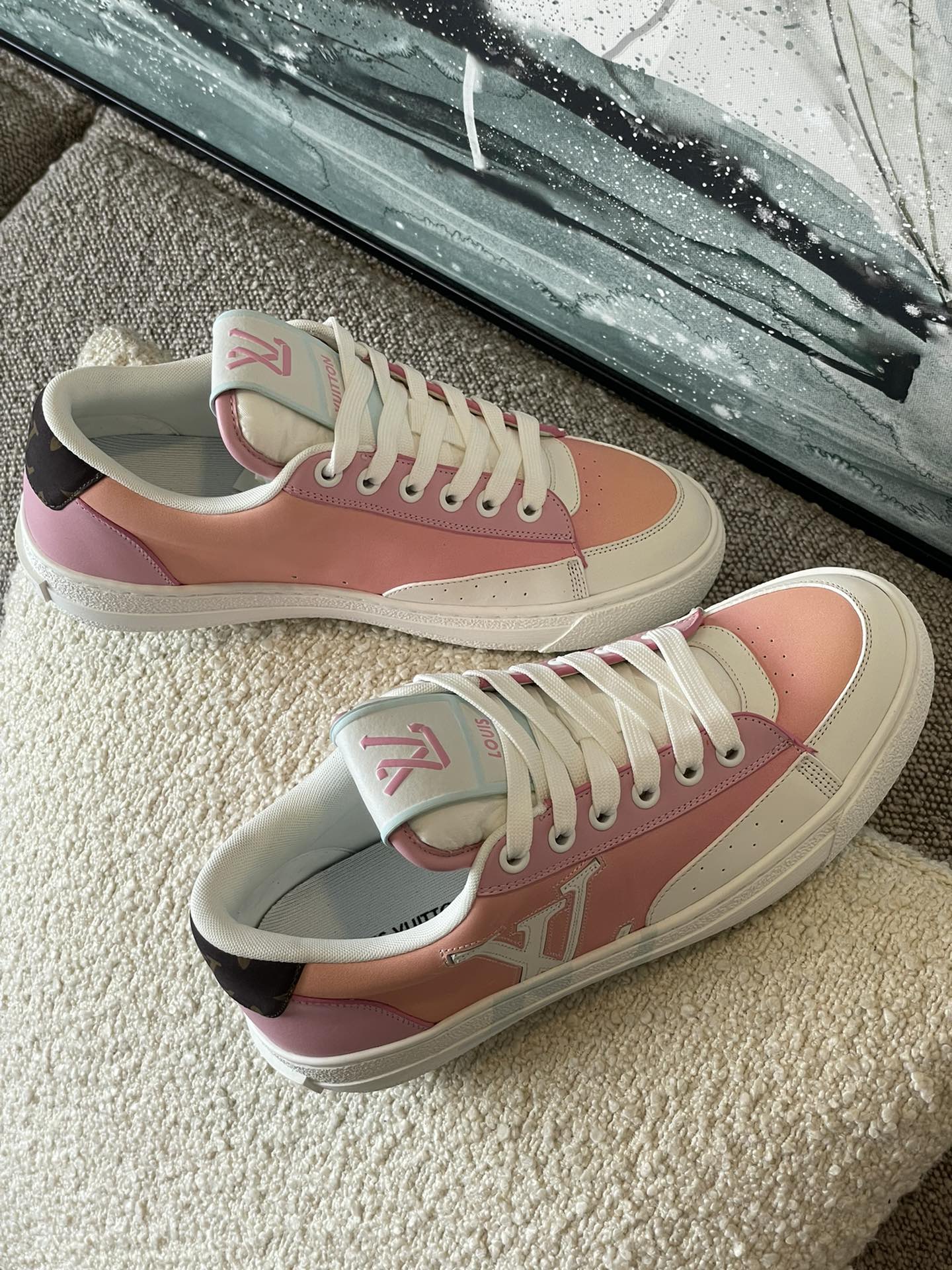 LV - Кроссовки - Повседневная обувь - Спортивная обувь