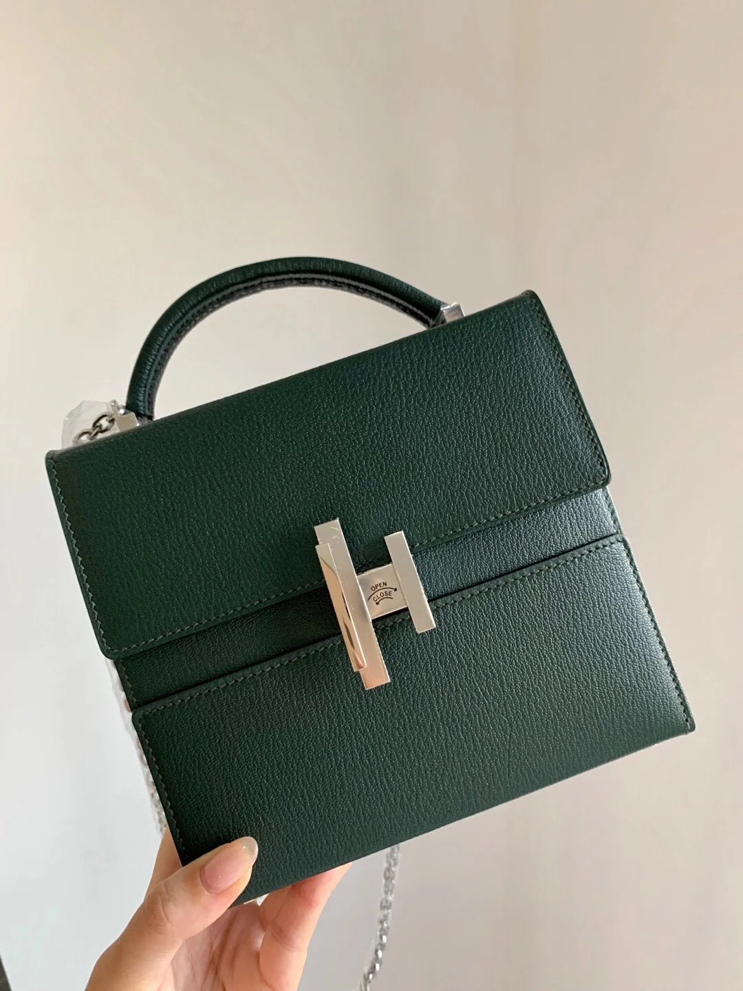 Hermes Cinhetic 24 Chevre Pine Green Silver Buckle