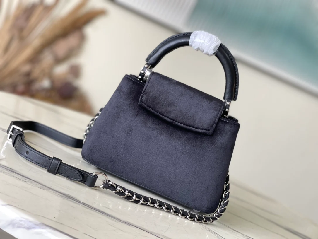 m23246-LV-capucines-flower-crown handbag-black mini