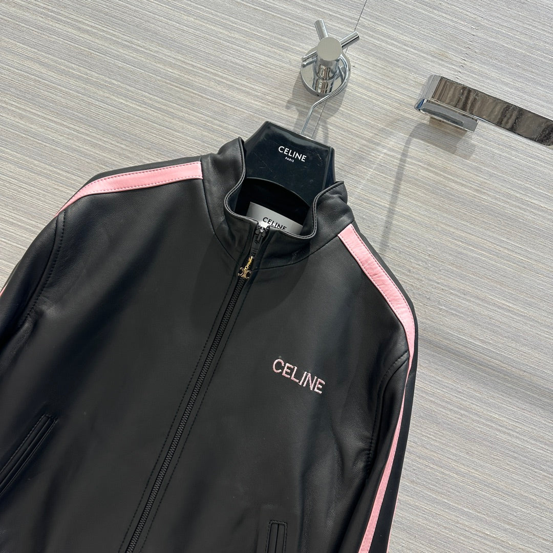 Куртка Celine из натуральной кожи, новая коллекция весна/лето 2024, с воротником-стойкой и розовой отделкой.