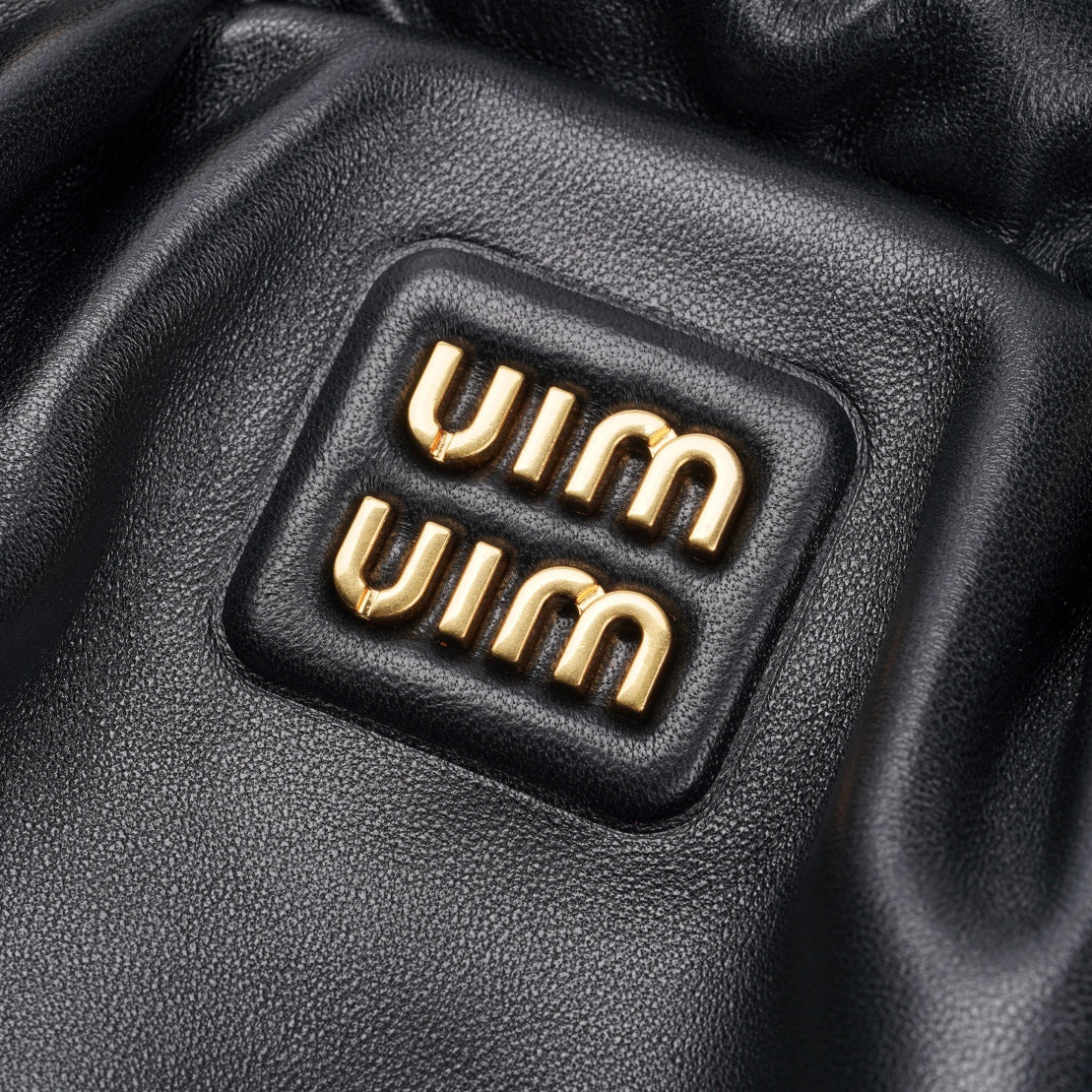 Сумка Miu Miu Joie из кожи наппа - Маленькая - Черная