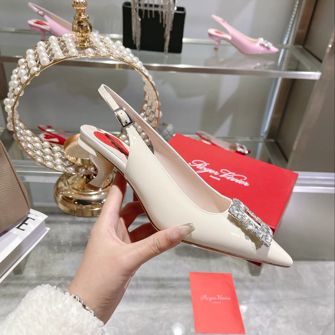 Обувь RV - Новинка ранней весны 2023 года - Туфли на низком каблуке с острым носком из натуральной кожи - Бежевые