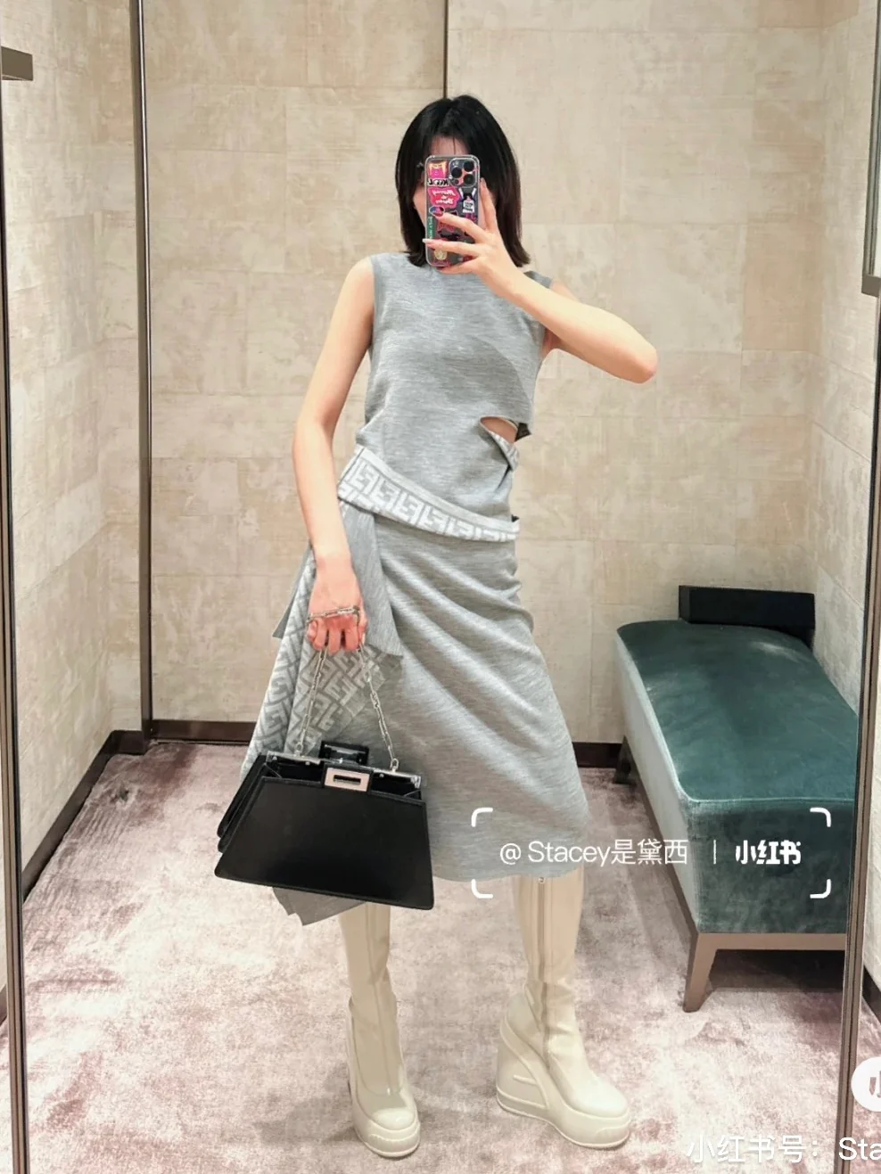 Fendi Peekaboo Cut Medium Black