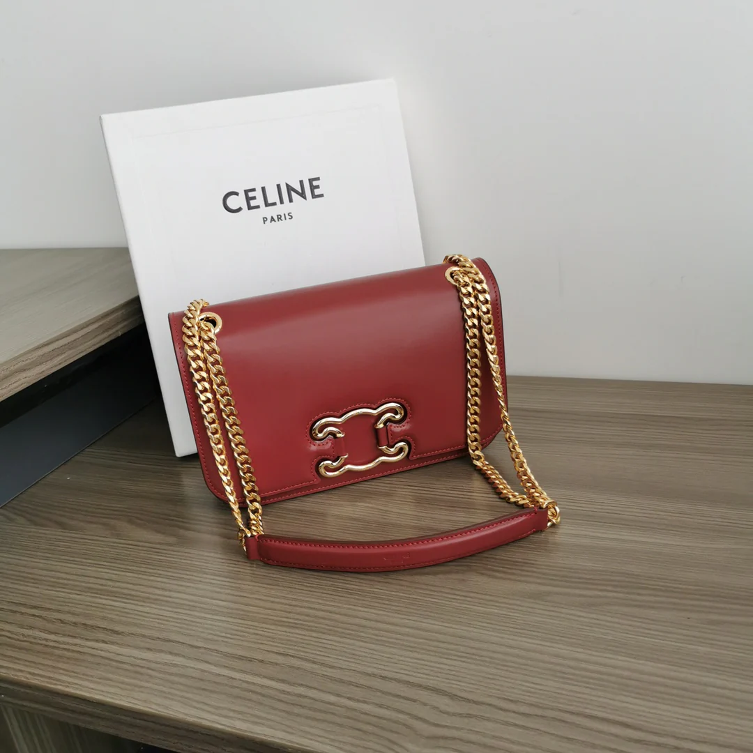 Сумка через плечо Celine Triomphe Frame Openwork – красная.
