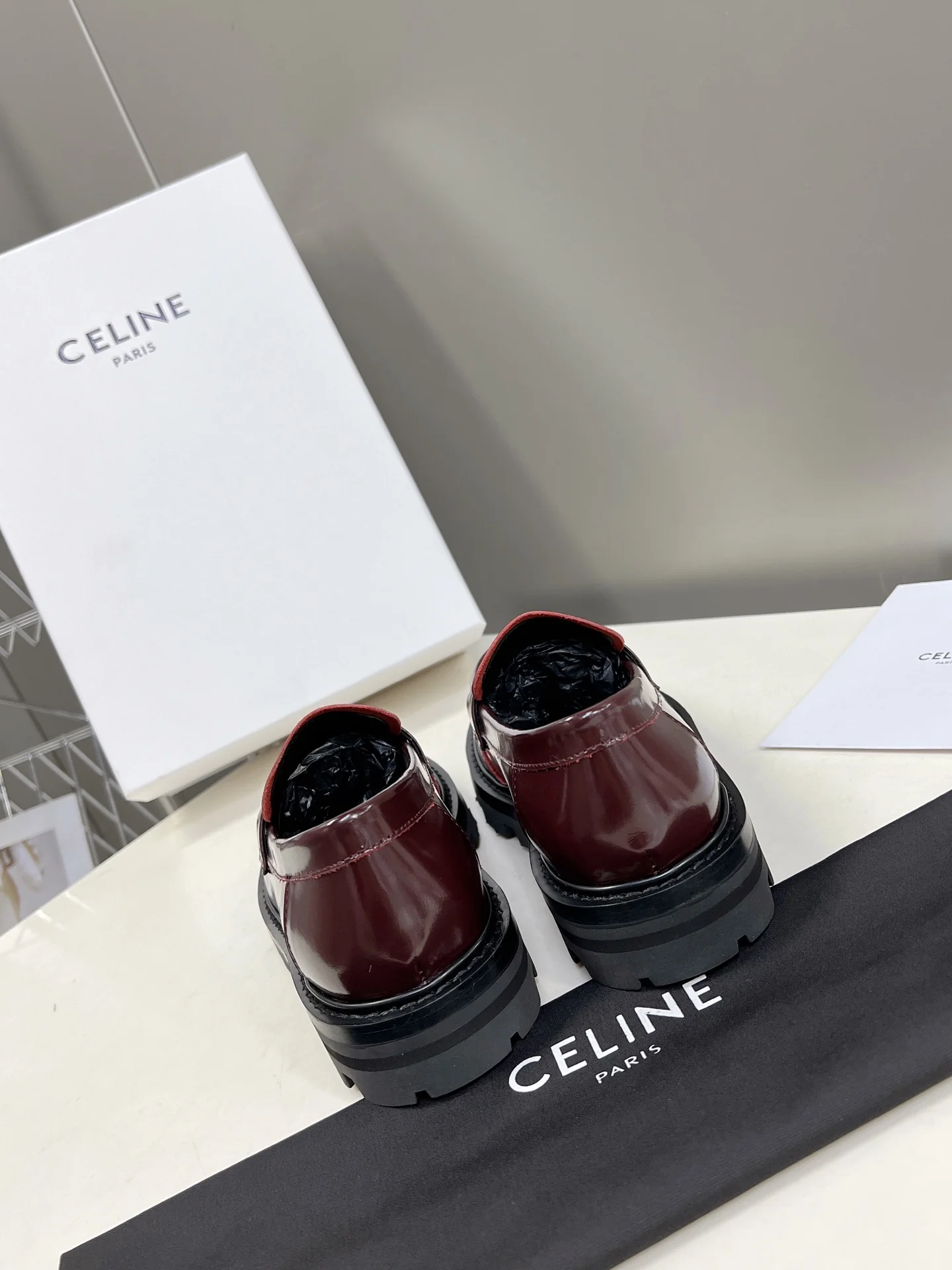 Celine - Новинка сезона осень/зима 2022 - Лоферы Arc de Triomphe