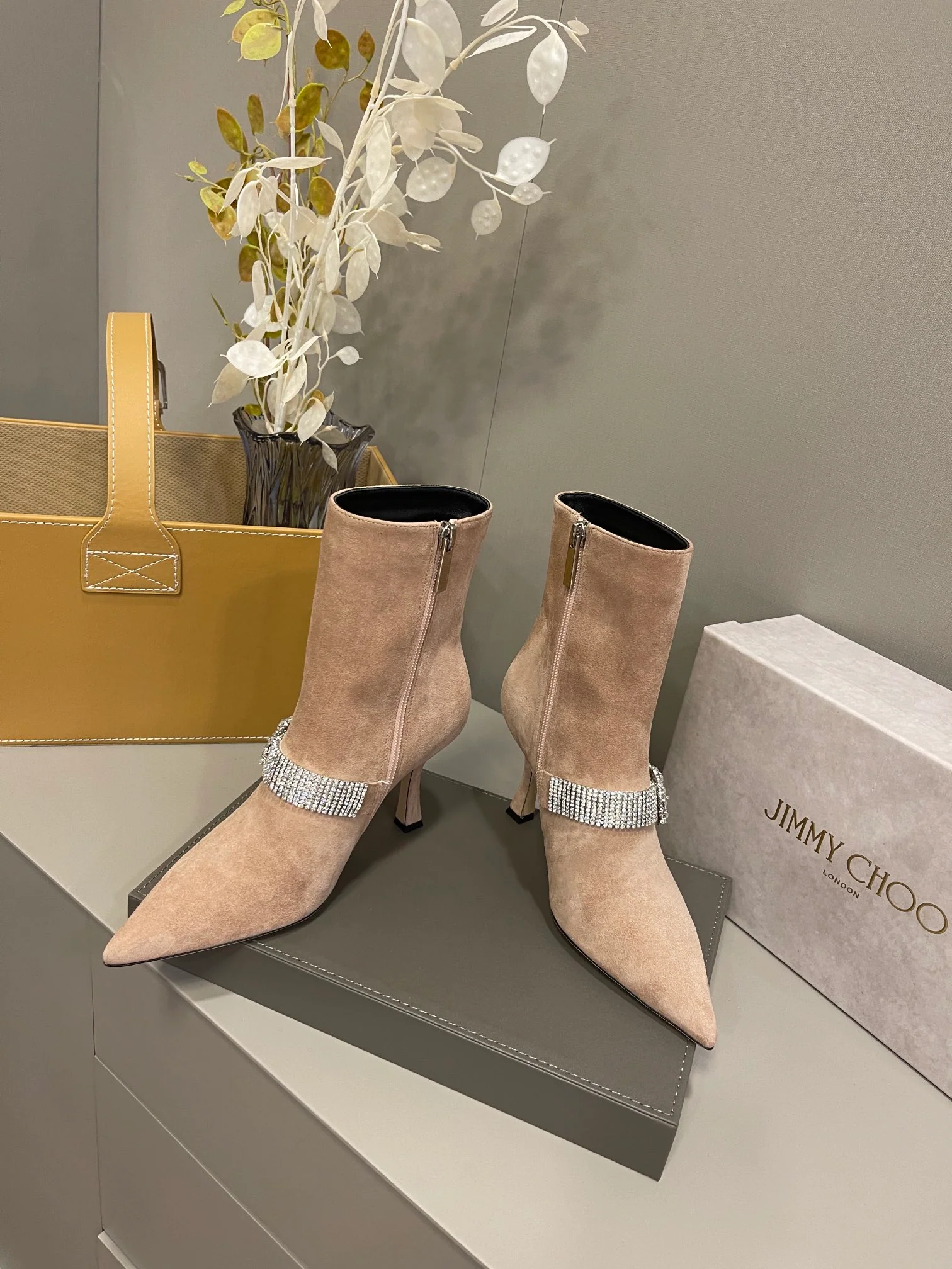 Новинка сезона осень/зима 2022 от Jimmy - Ботильоны на шпильке - Абрикосовый цвет