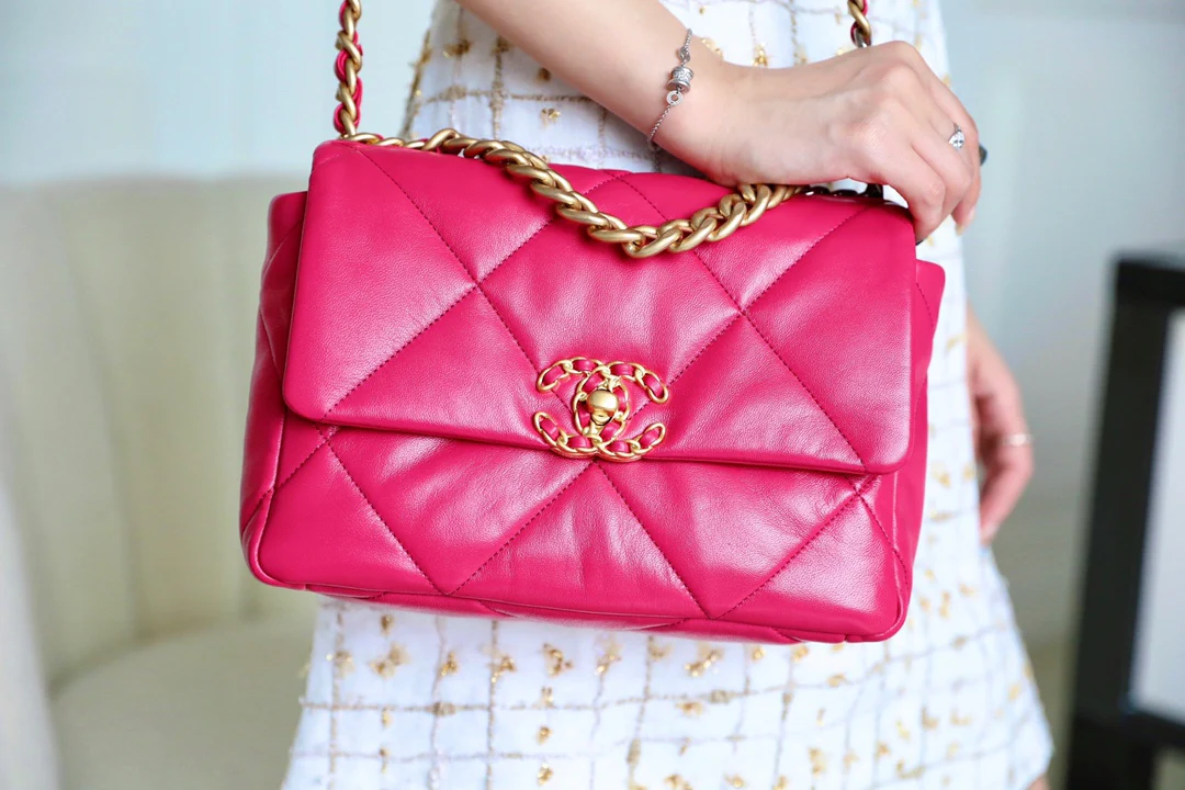 Сумка Chanel 19 - маленькая, розовая