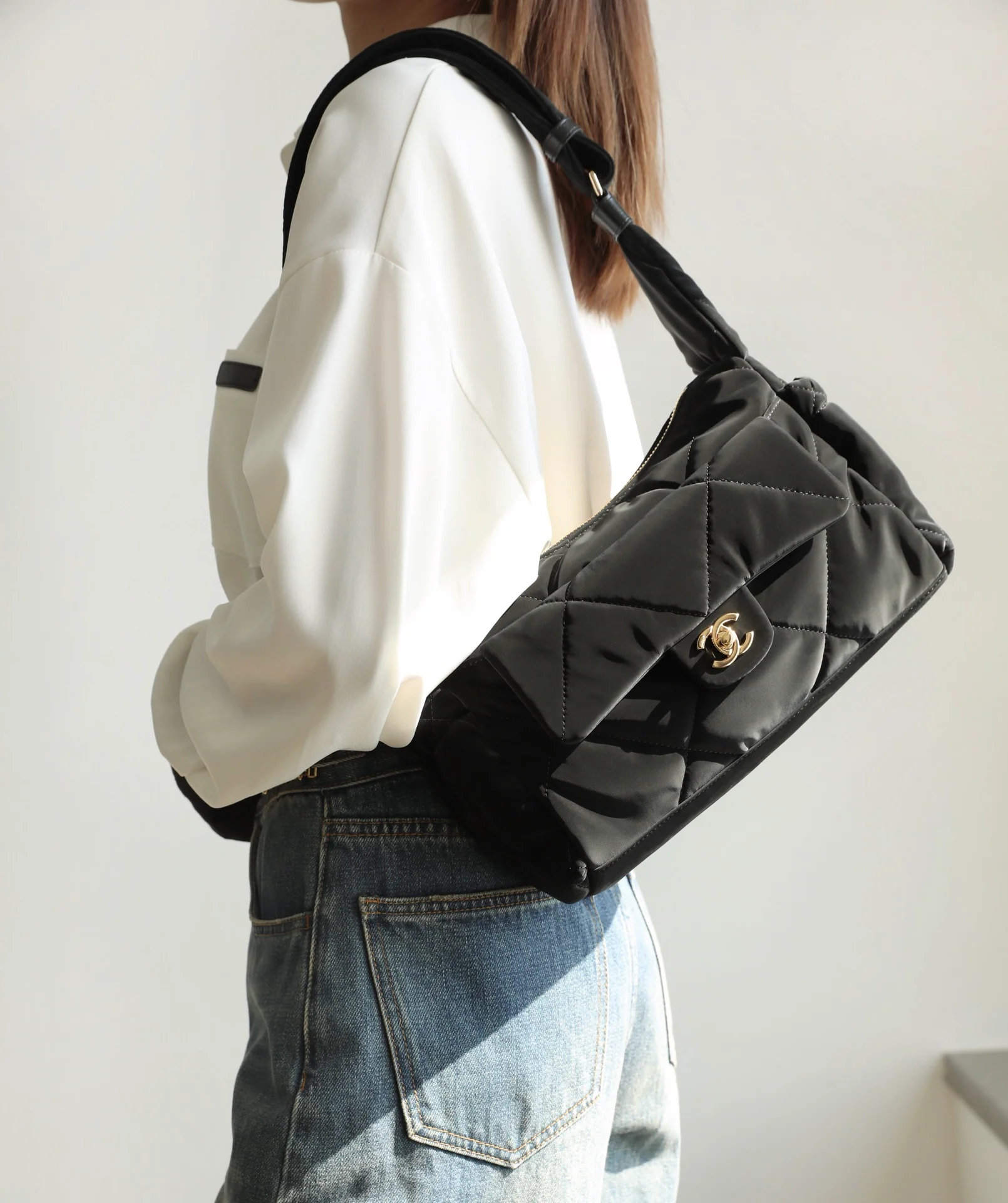 Chanel Grandsac Bowling Black