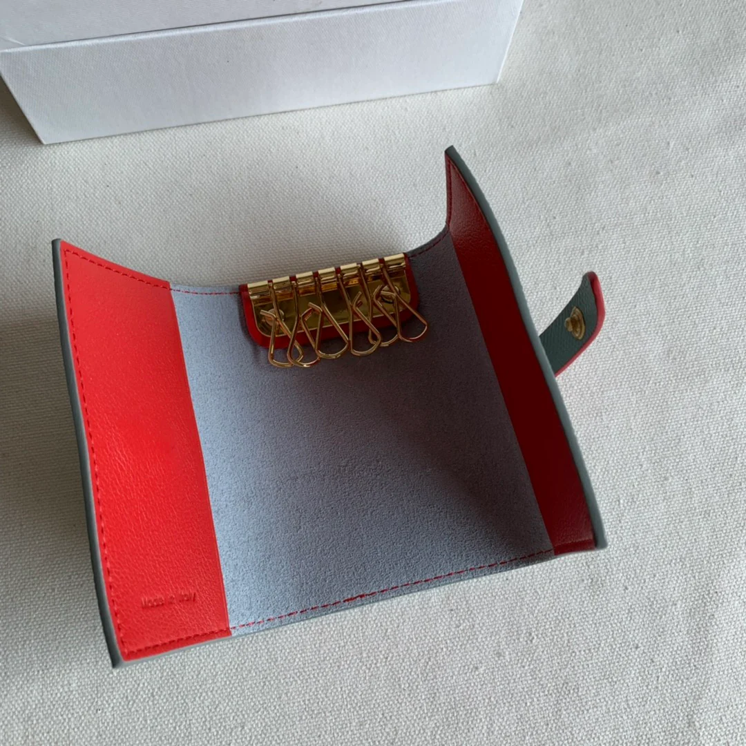 Чехол для ключей Celine 2