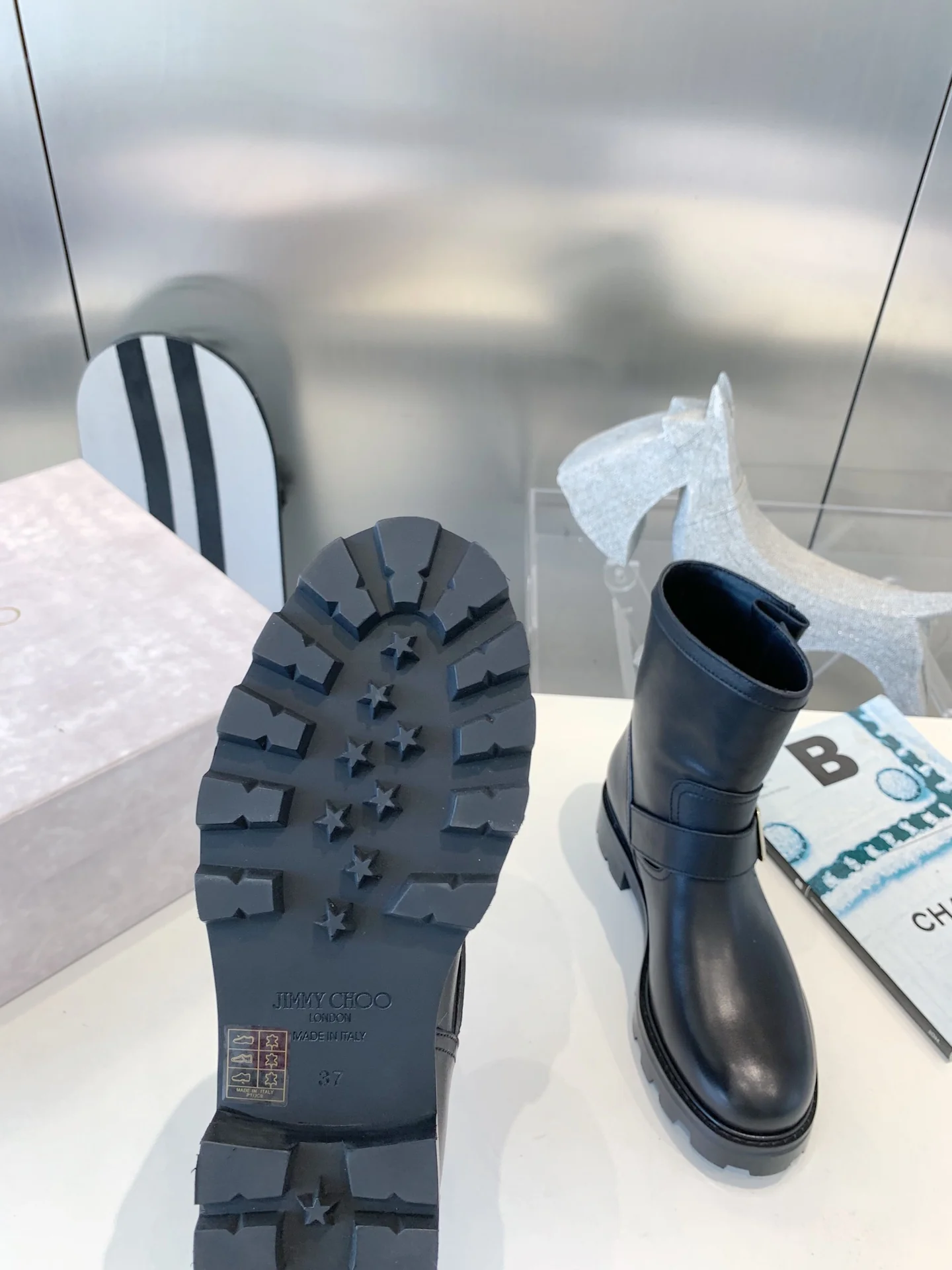 Jimmy - Новинка 2022 года - Кожаные ботильоны