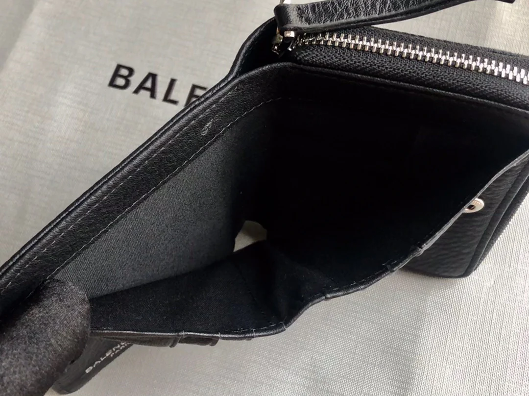 Balenciaga-两折拉链短夹