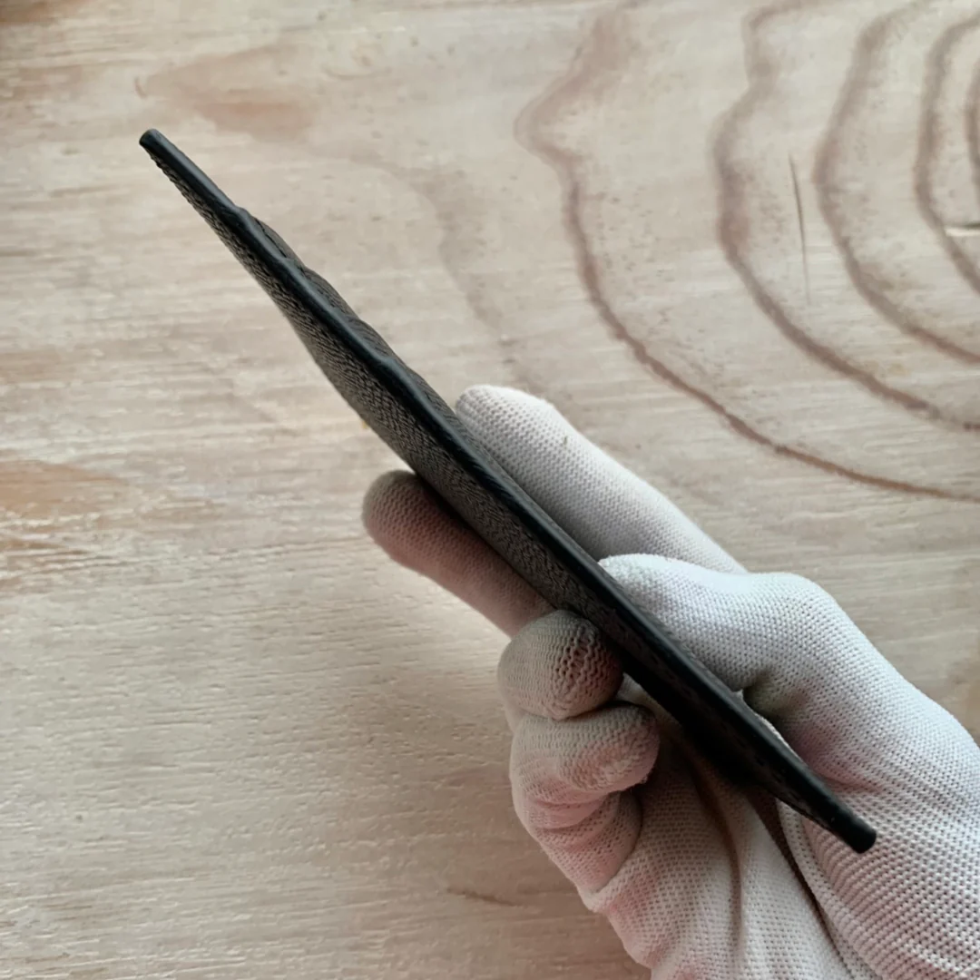 Кардхолдер Celine из зернистой телячьей кожи с застежкой-молнией - черный