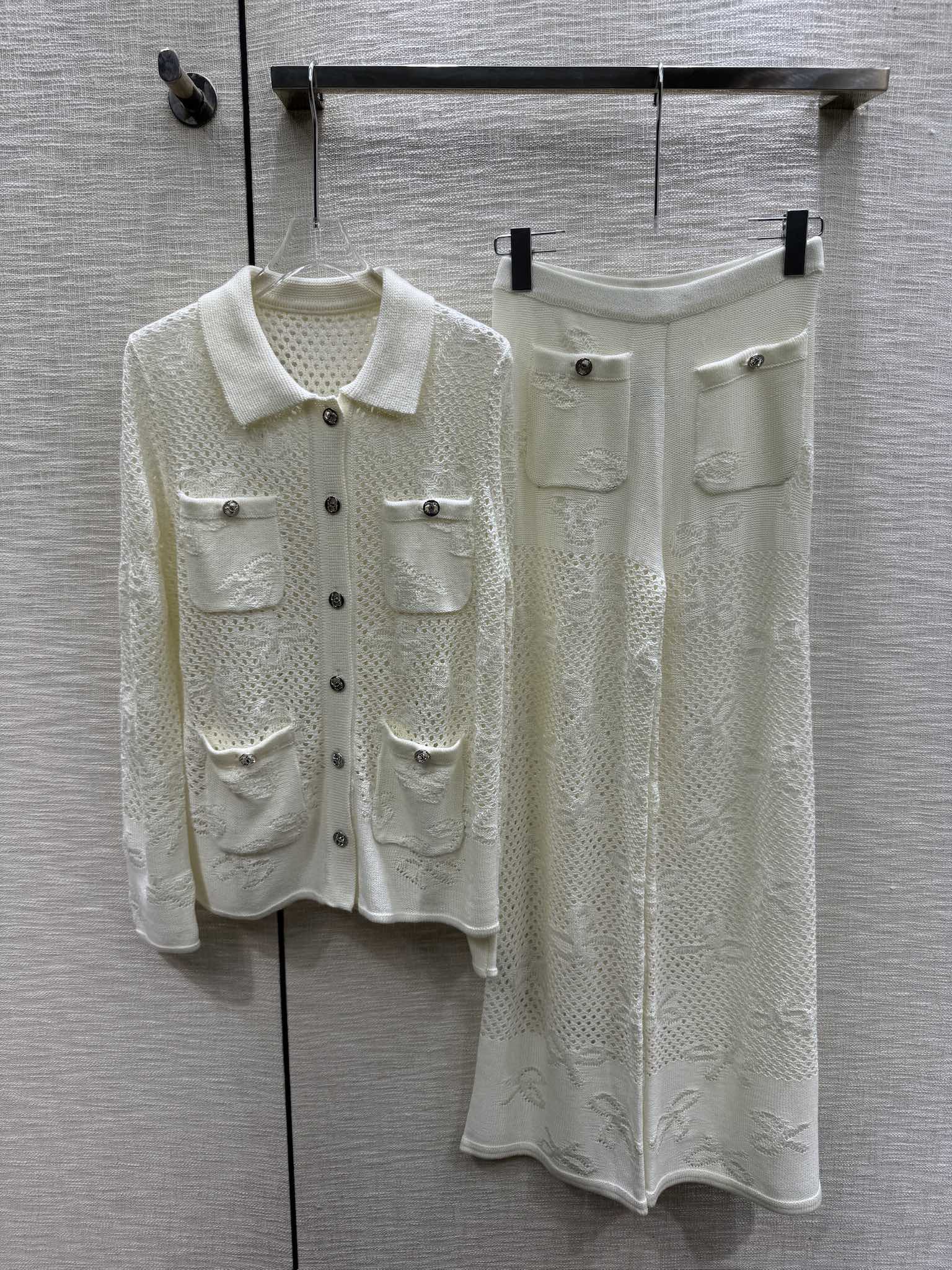 Chanel - 2403-24 Новейший элегантный вязаный комплект ранней весны с ажурным узором - Абрикосовый