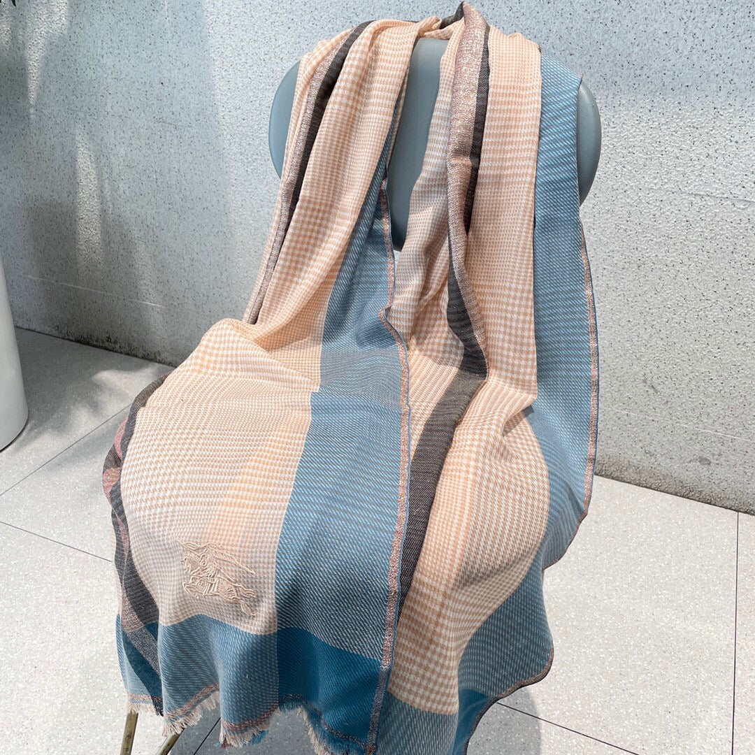 Кашемировый шарф Burberry 