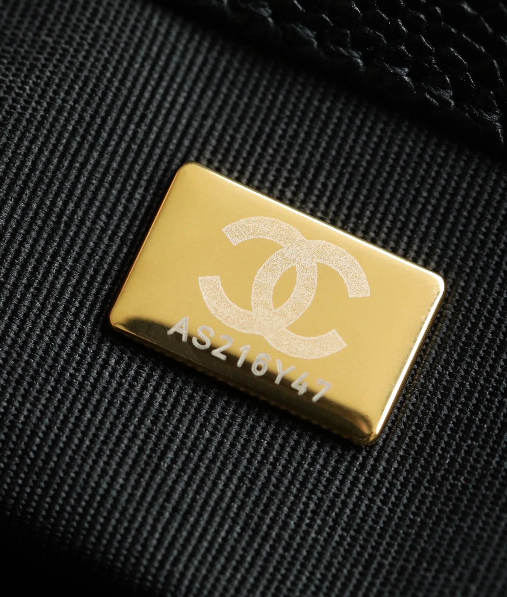 Chanel Le Boy Crystal Diamond Pattern Caviar - Medium - Black Gold