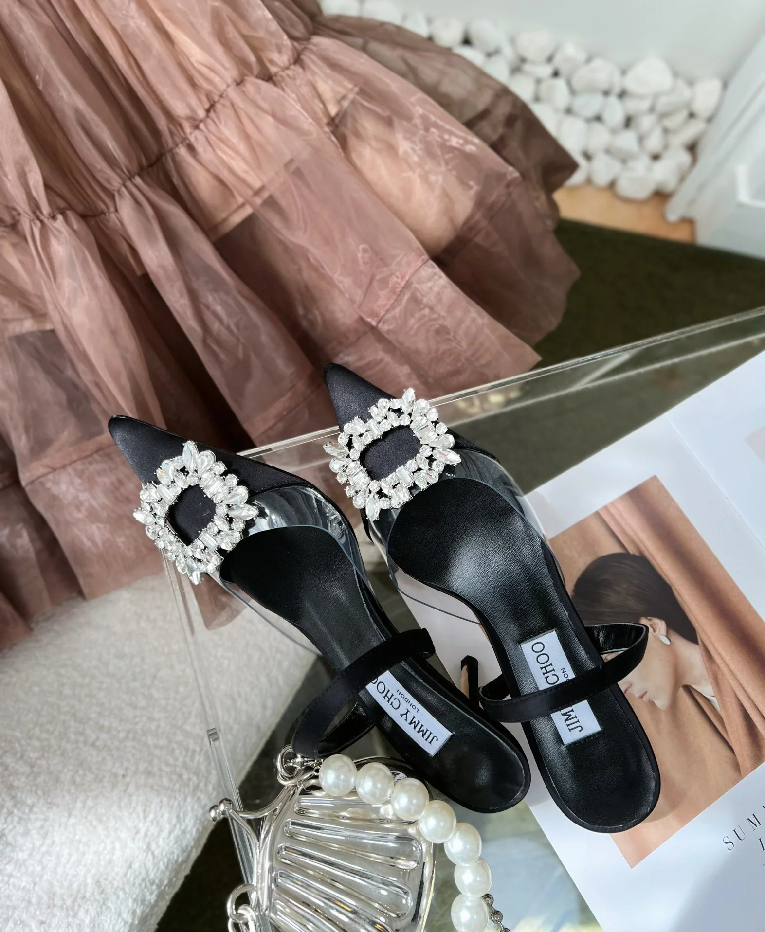 Босоножки на шпильке Jimmy Goddess Series с бриллиантовой пряжкой - черные