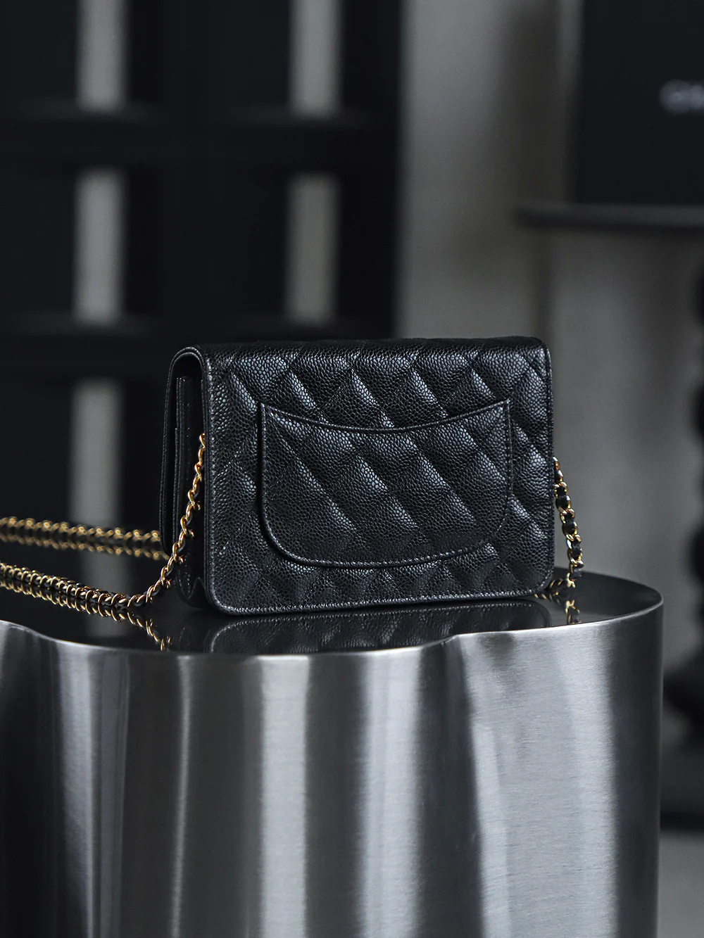 Сумка-кошелек Chanel на цепочке Lucky Bag - с черной пряжкой