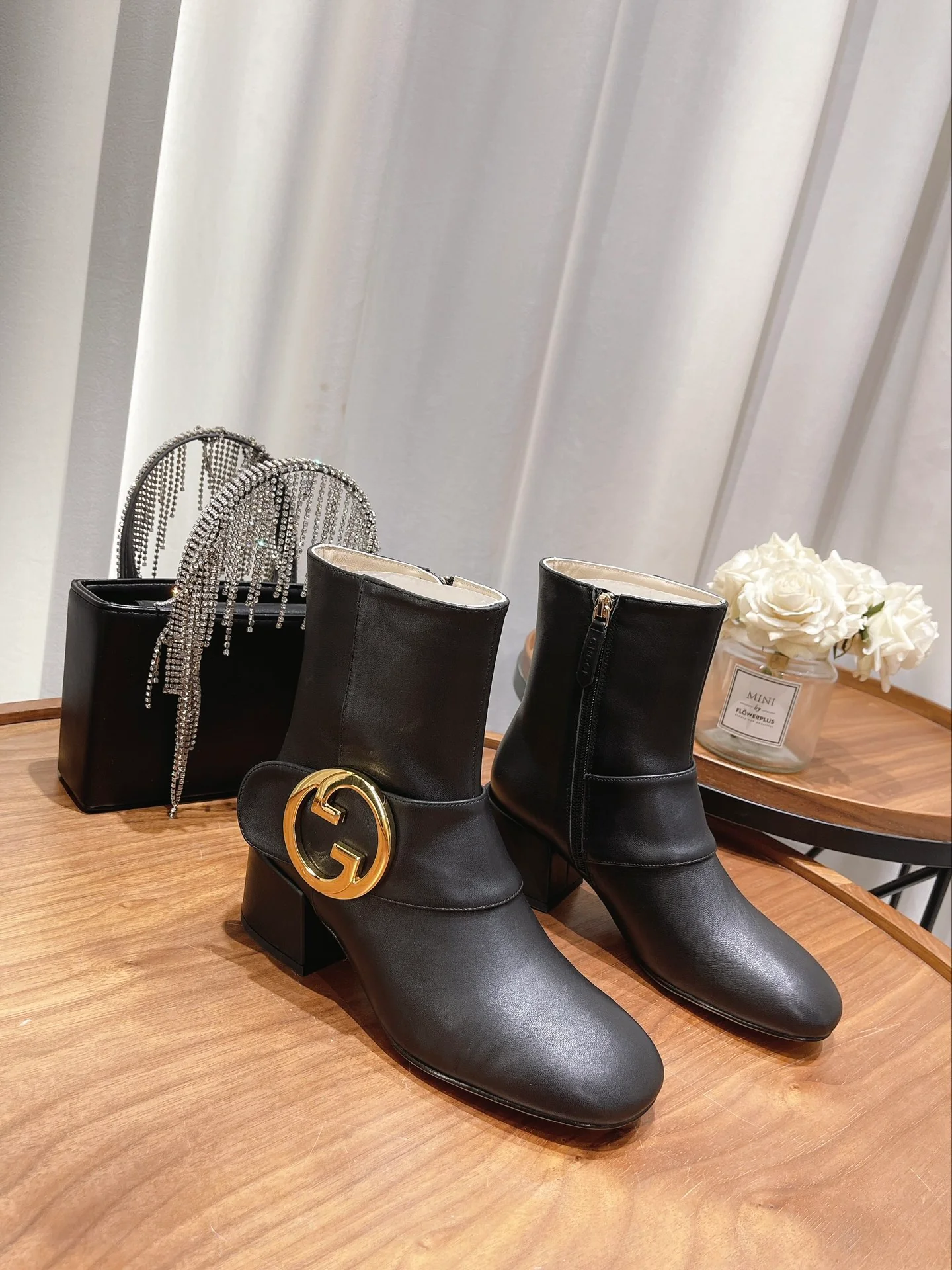 Новинка сезона осень/зима 2022 от Gucci - ботильоны