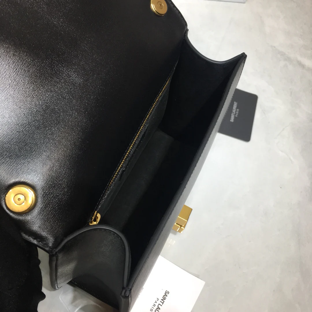 Сумка через плечо YSL Carre из кожи с текстурой ?зубная палочка?