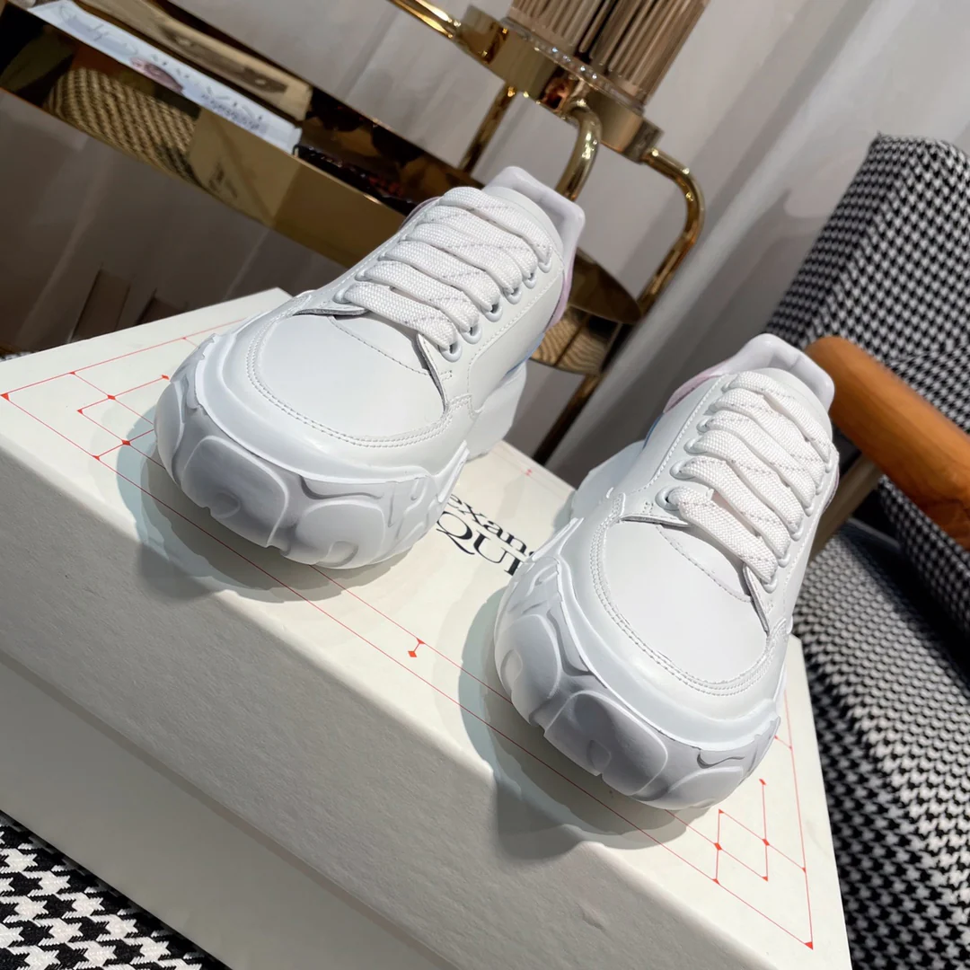 McQueen - Новые кроссовки - Розово-фиолетовая задняя часть