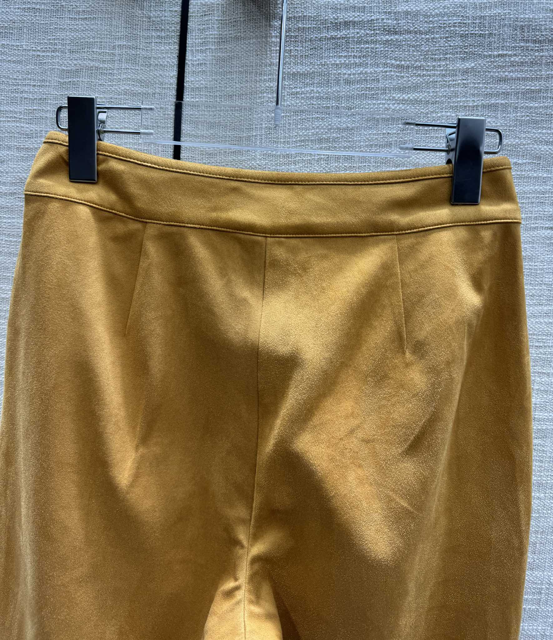 Повседневные брюки прямого кроя Chanel 2403 из экологически чистой искусственной замши