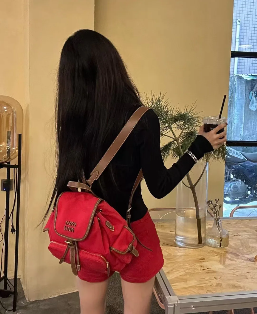 Рюкзак Miu Miu из канваса и кожи — красный (образ представлен отдельно)