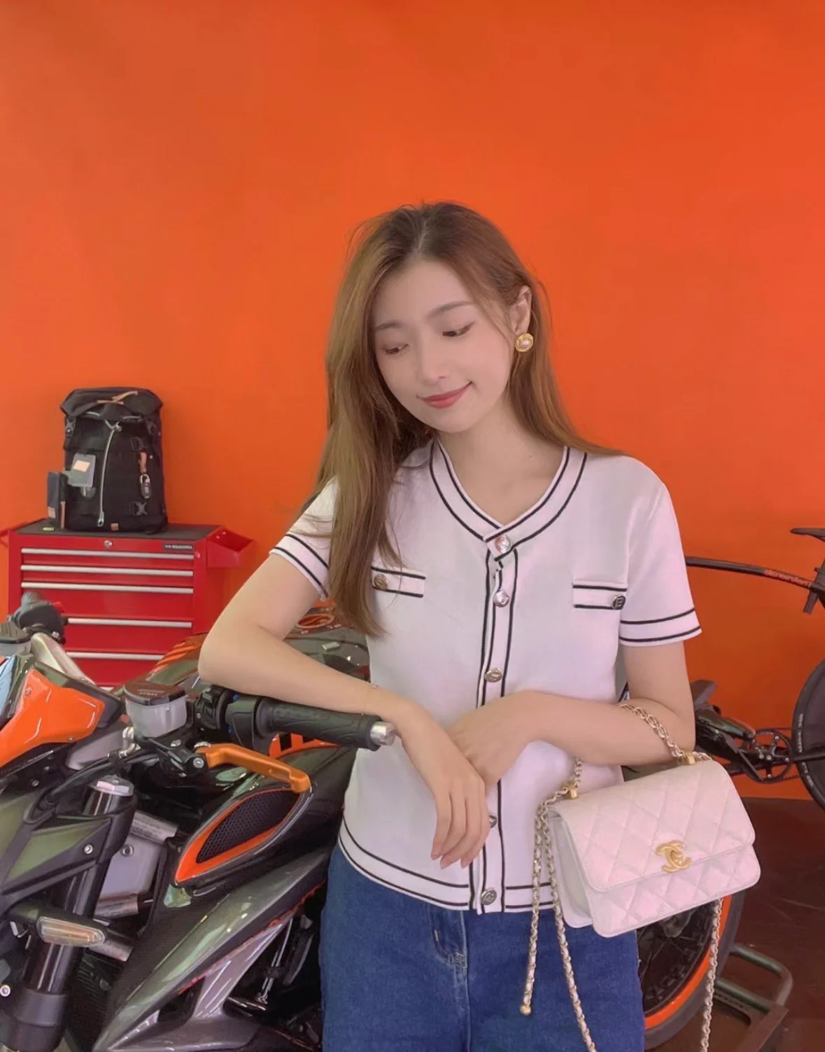 Chanel 24c Double Gold Ball CF Mini 19 White