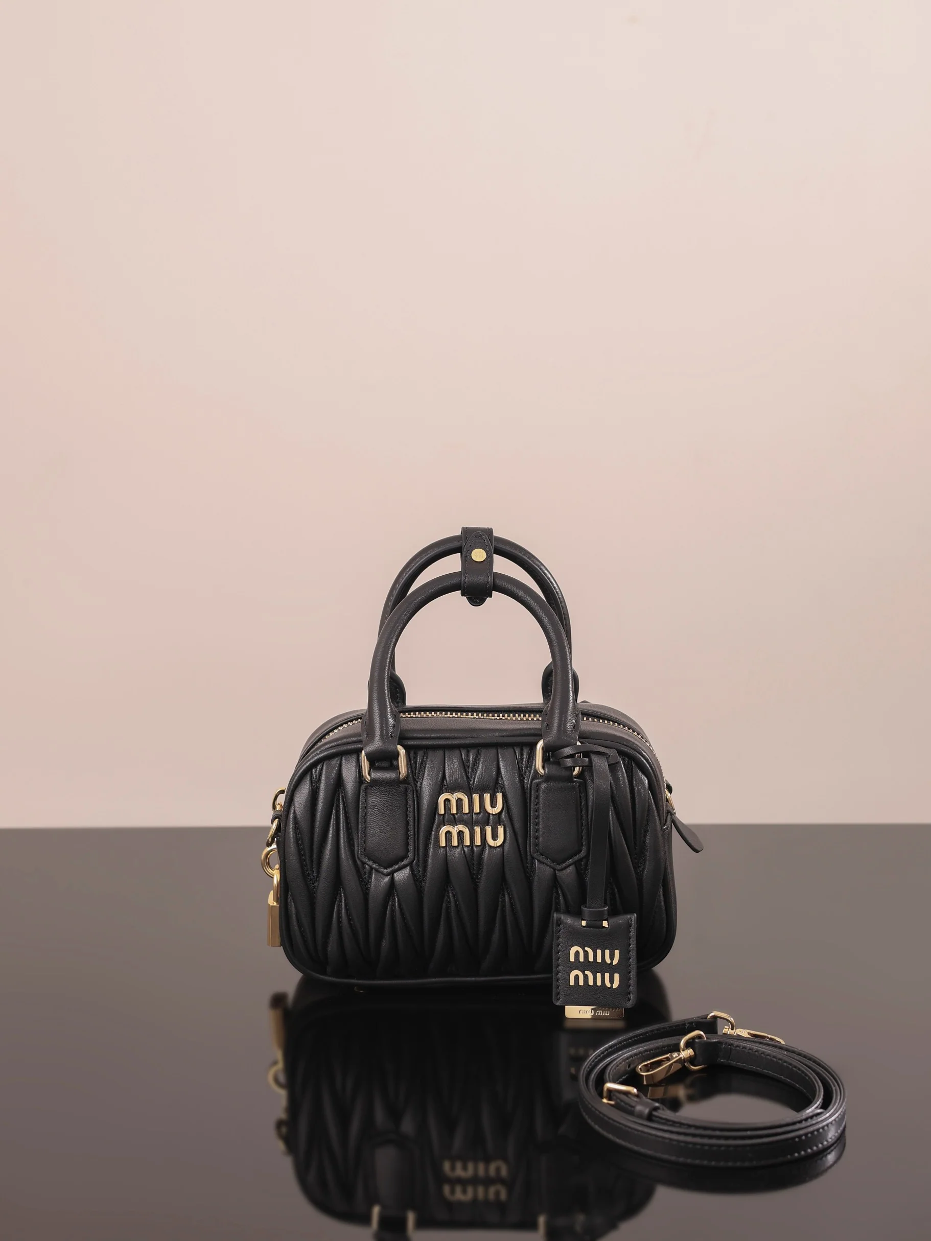 Miu Miu-5bb142m1200-??????-??????-Черный