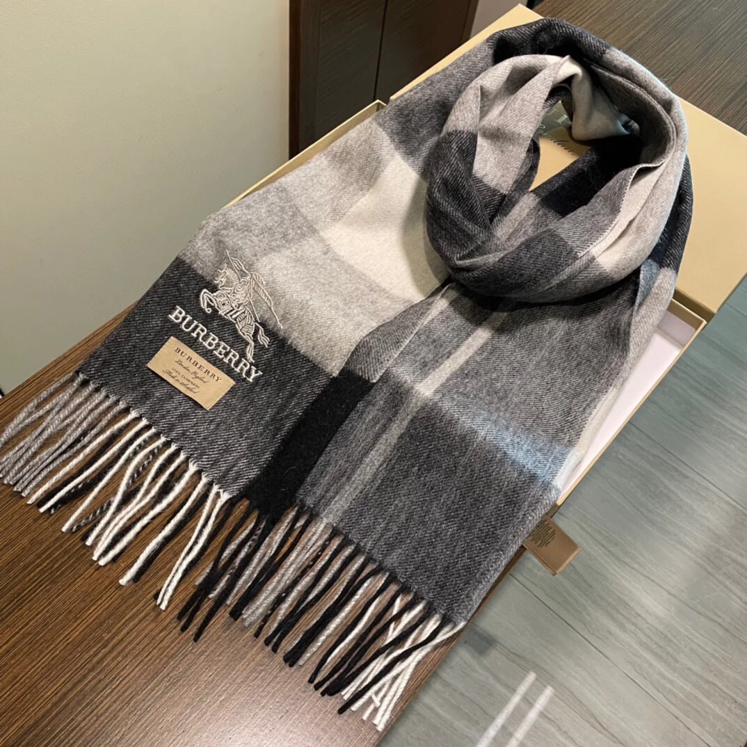 Длинный кашемировый шарф Burberry - 38 см - 200 см